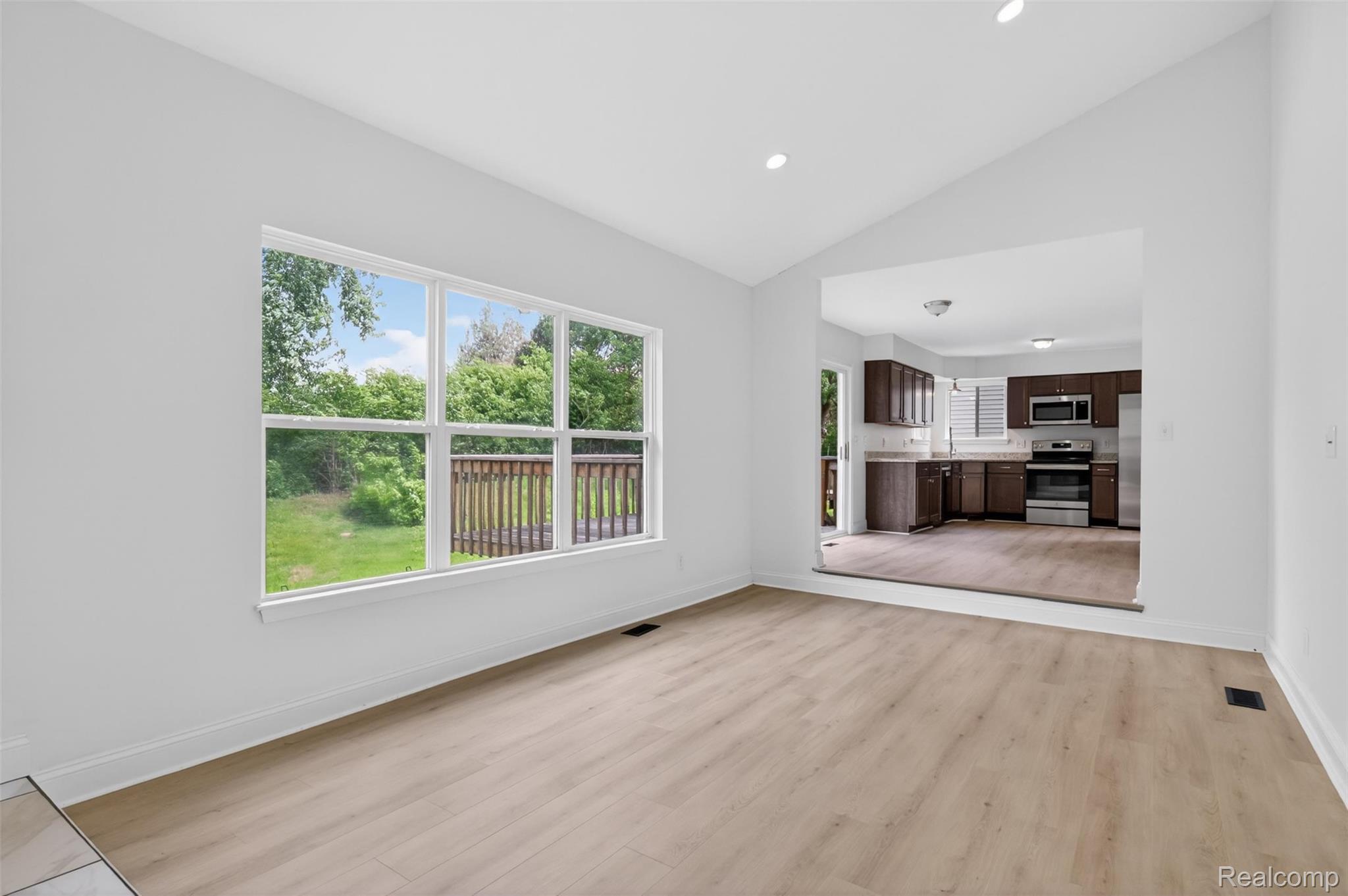 3457 Ashburnam Property Photo 20