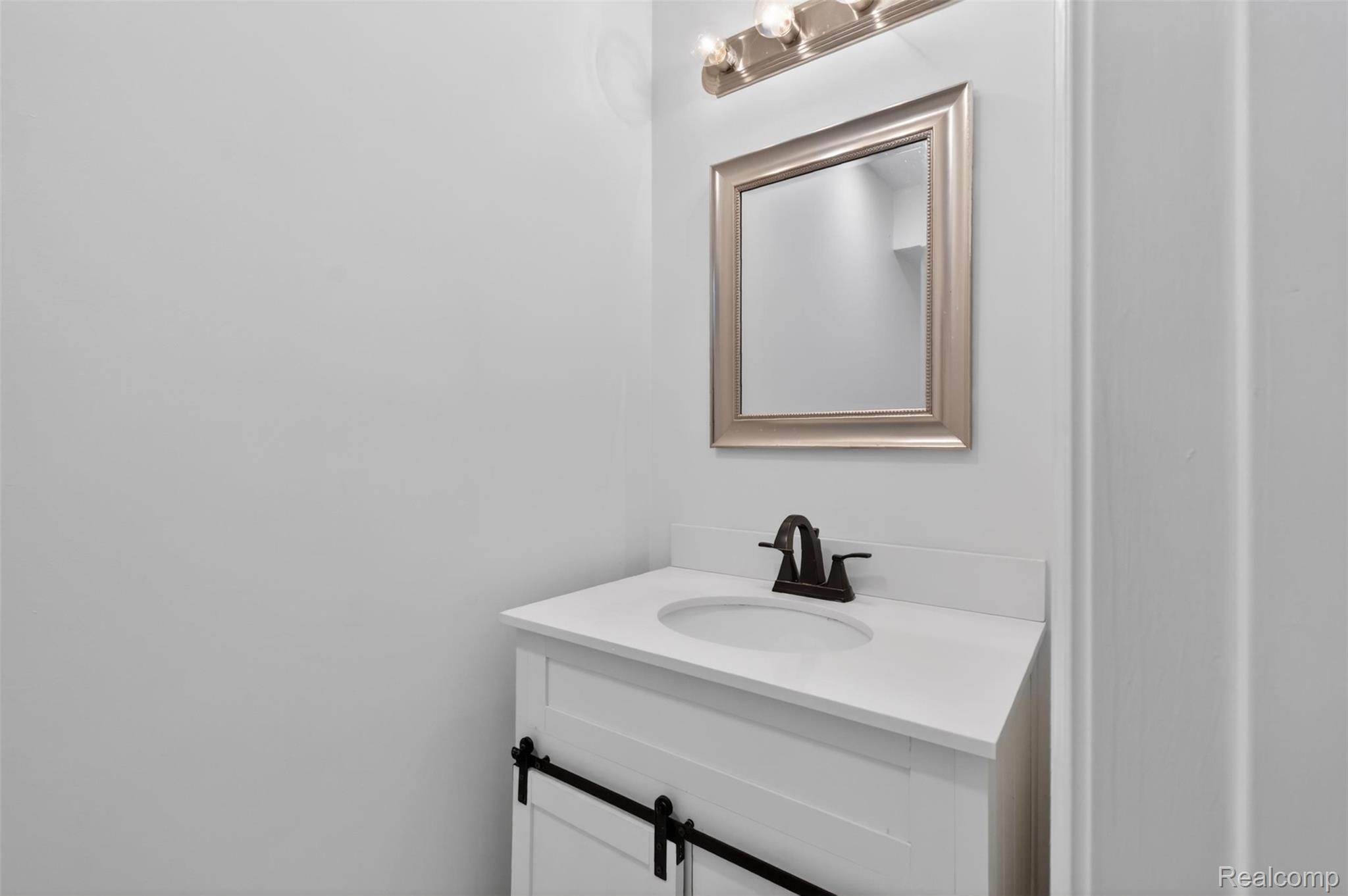 3457 Ashburnam Property Photo 23