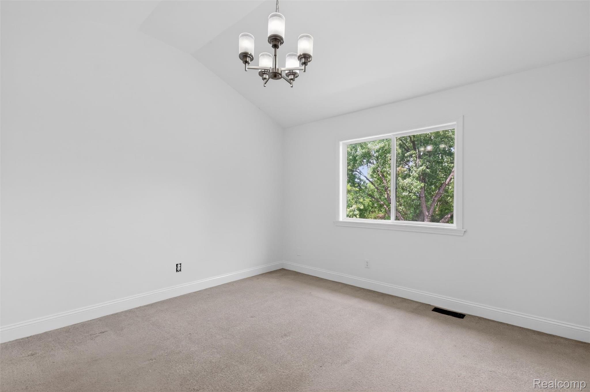 3457 Ashburnam Property Photo 33