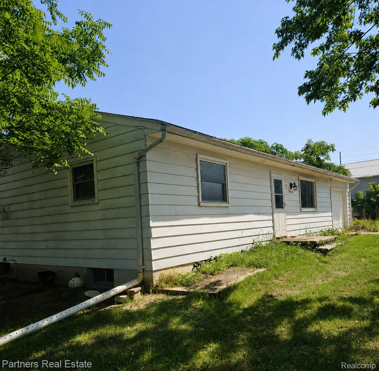 1382 Lucy Road Property Photo 3