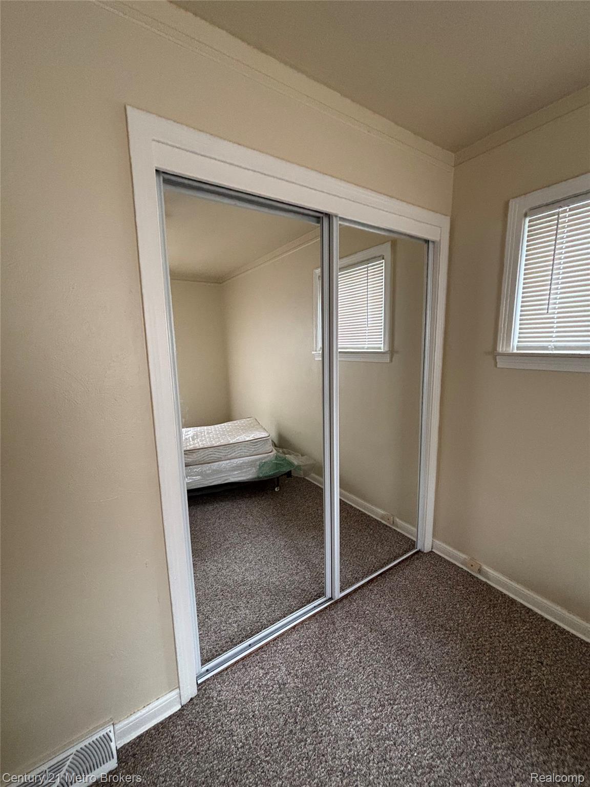 750 Ingleside Avenue Property Photo 12
