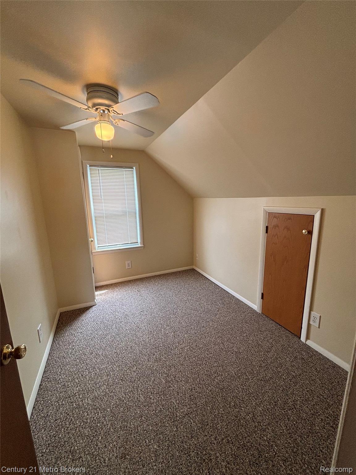 750 Ingleside Avenue Property Photo 21