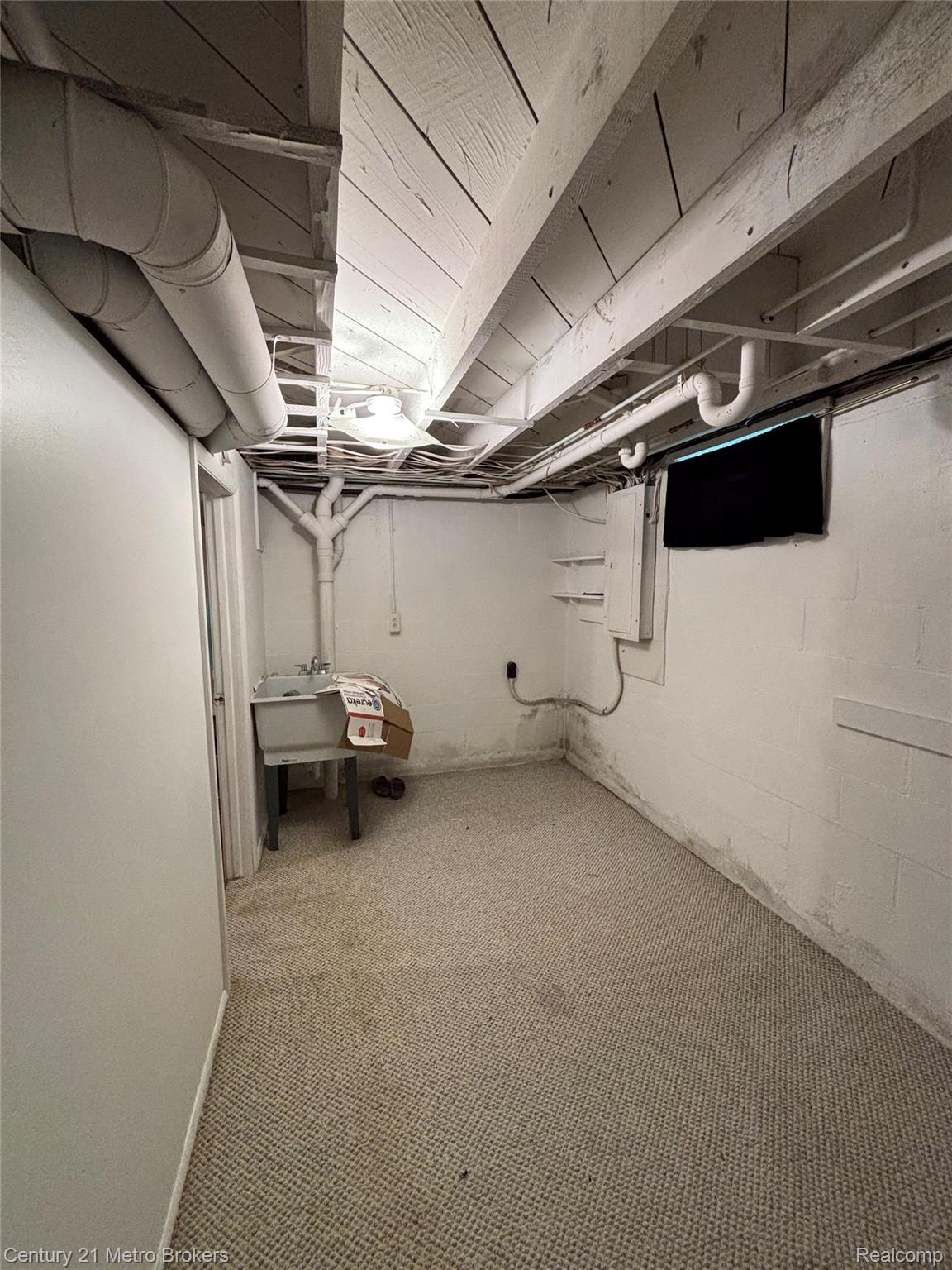 750 Ingleside Avenue Property Photo 27
