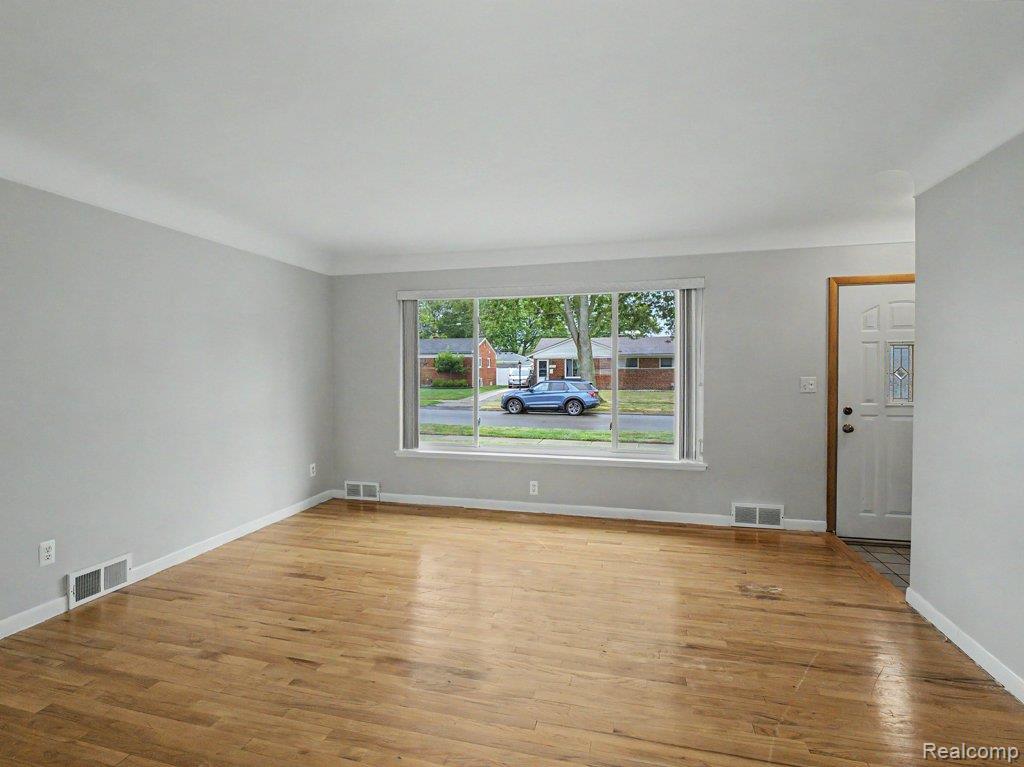 4649 Reader Drive Property Photo 4