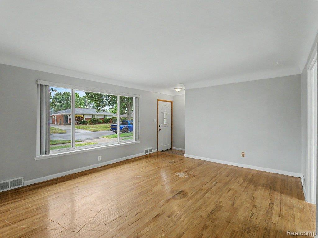 4649 Reader Drive Property Photo 6