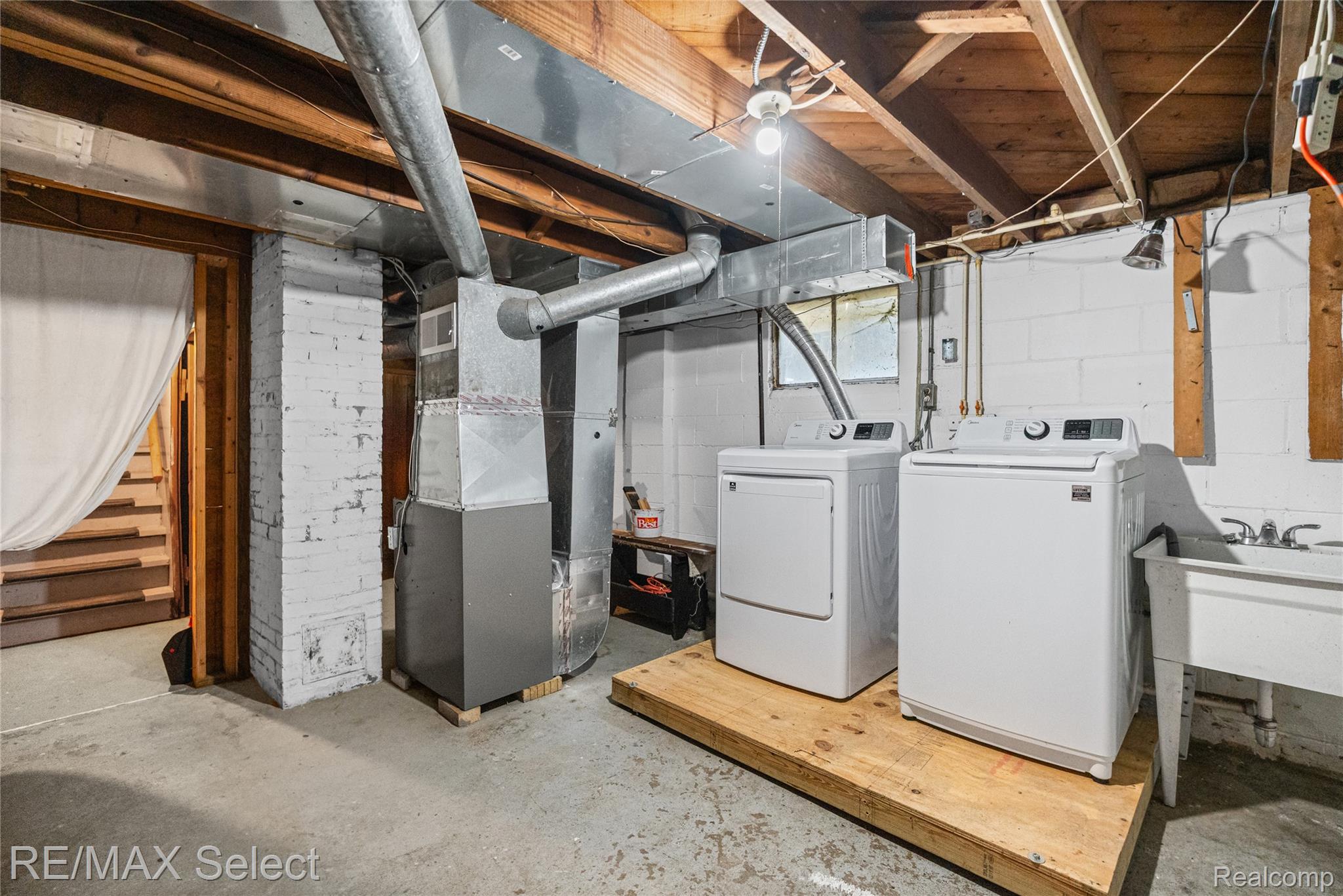 1519 Lincoln Avenue Property Photo 23