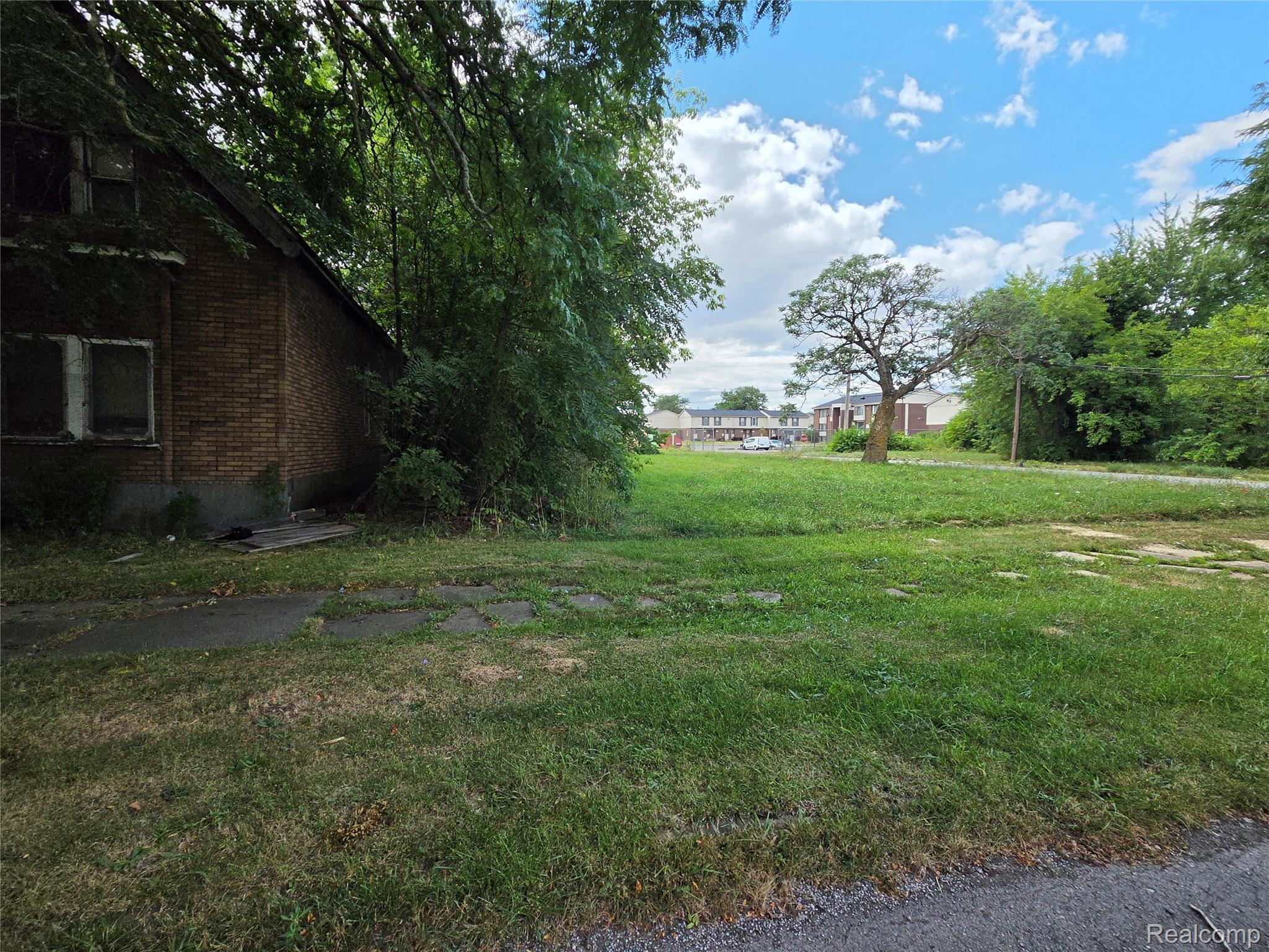 3105 18th Street Property Photo 3