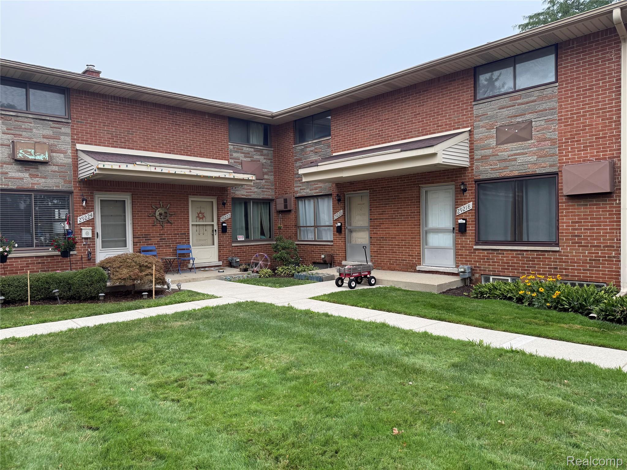 29220 Tessmer Court Property Photo 1