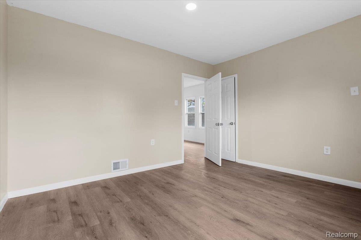 18030 Mackay Street Property Photo 14