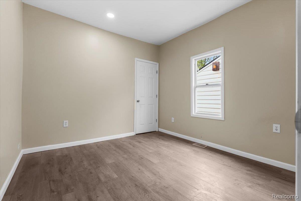 18030 Mackay Street Property Photo 21