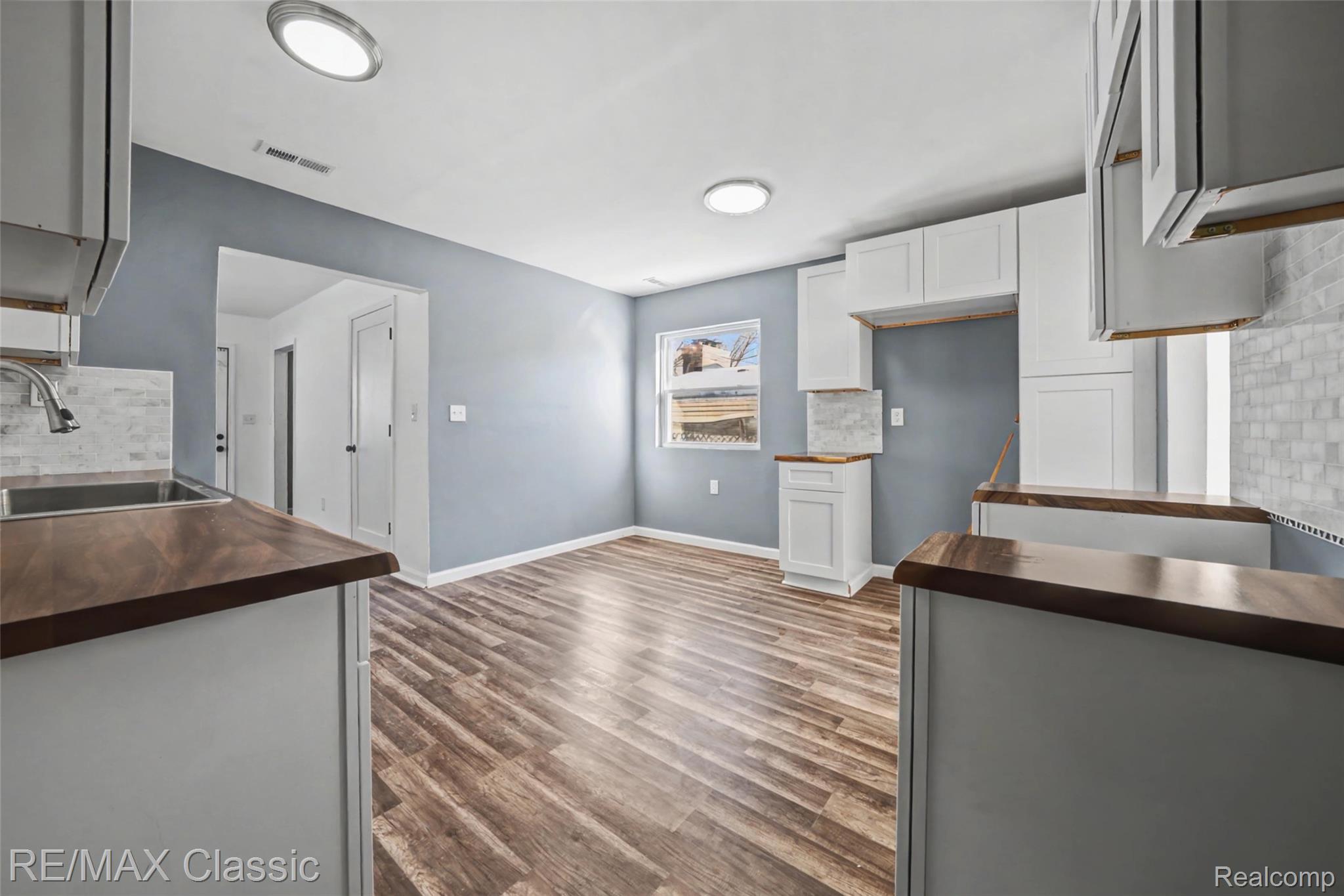 13849 Leonard Avenue Property Photo 8