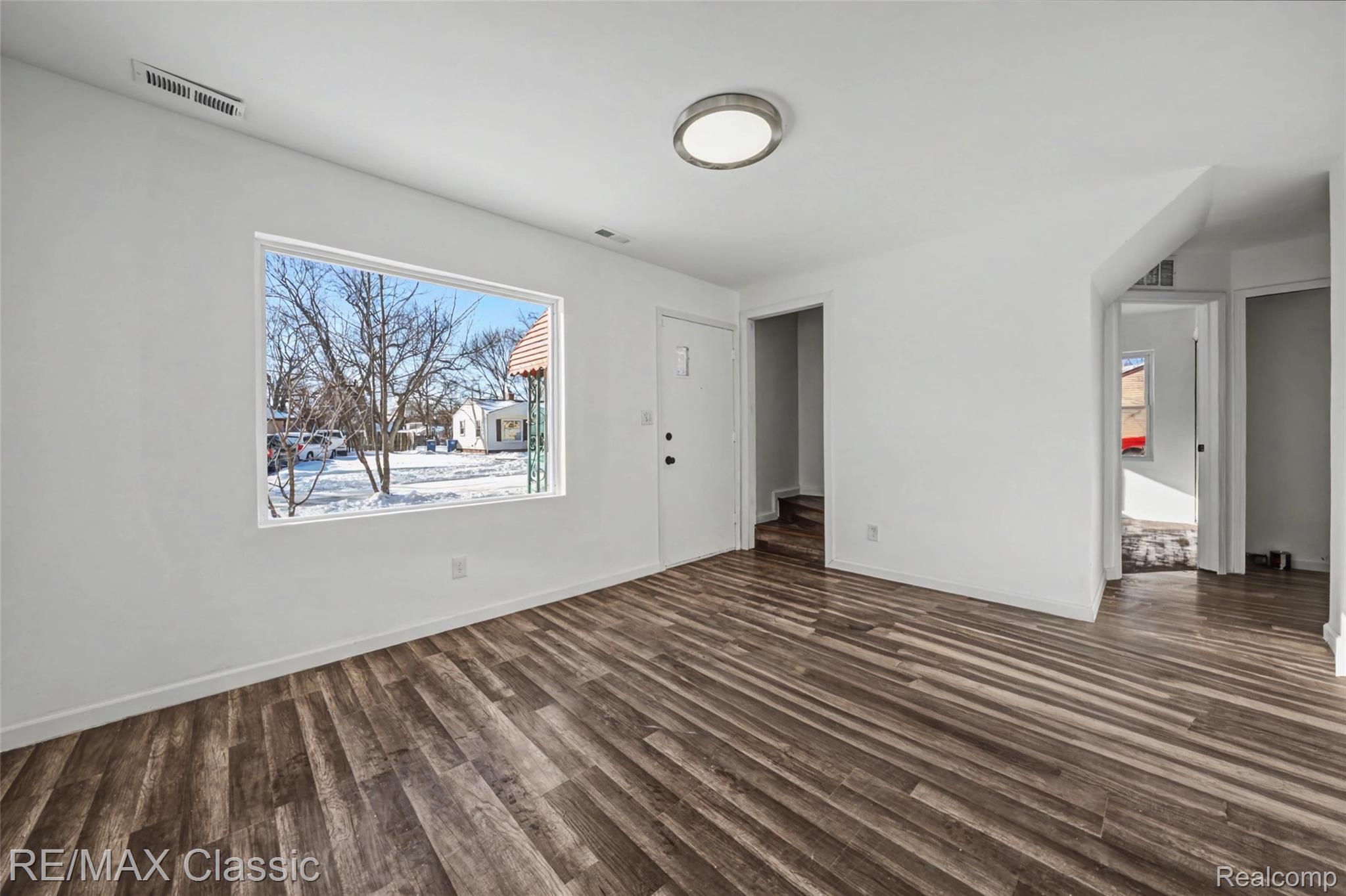 13849 Leonard Avenue Property Photo 9