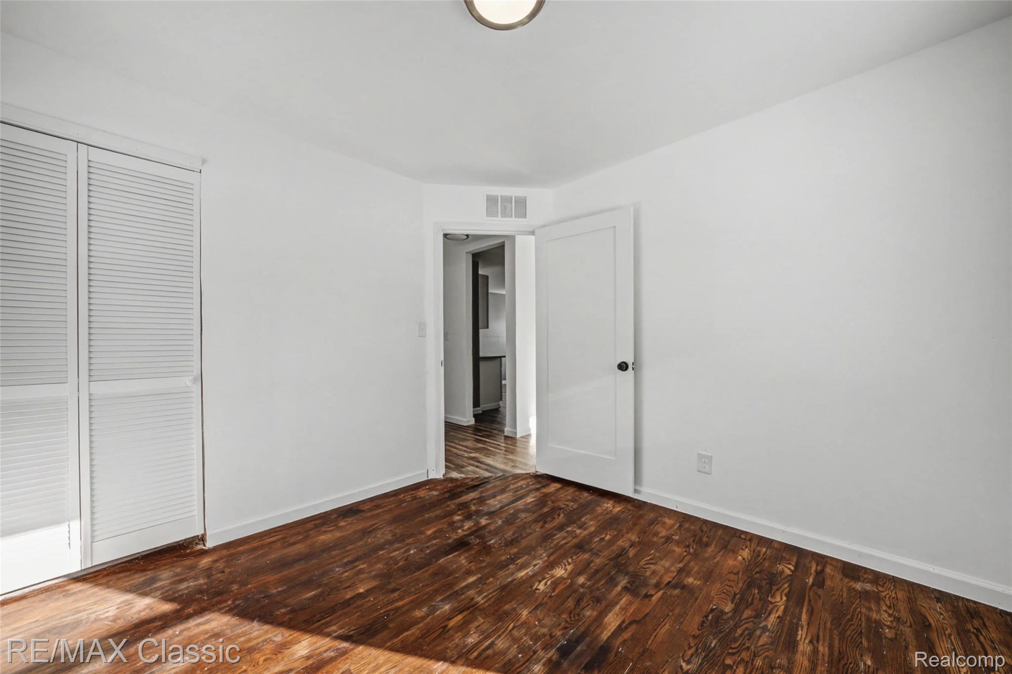 13849 Leonard Avenue Property Photo 14