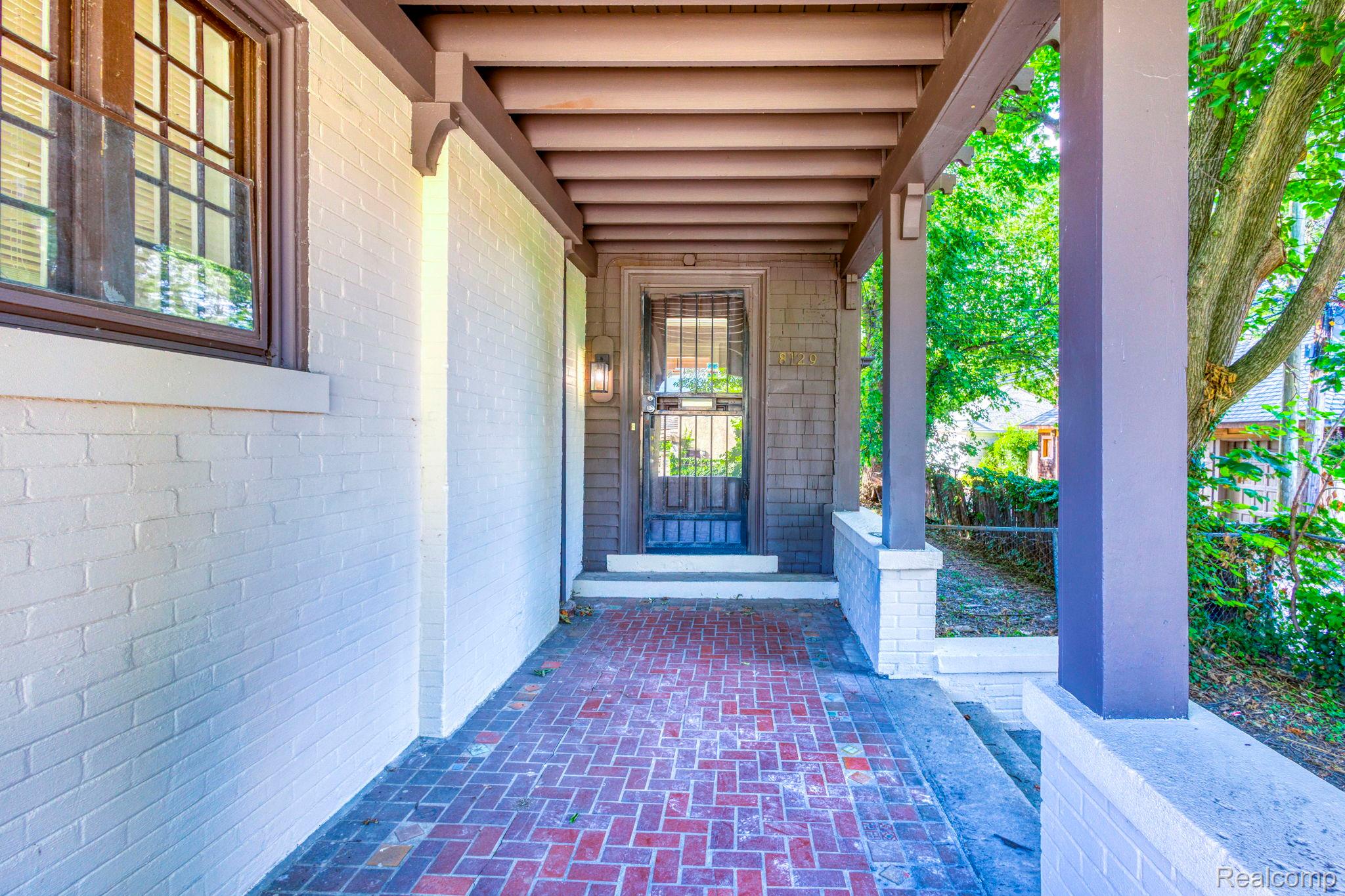 8129 E Lafayette Street Property Photo 4