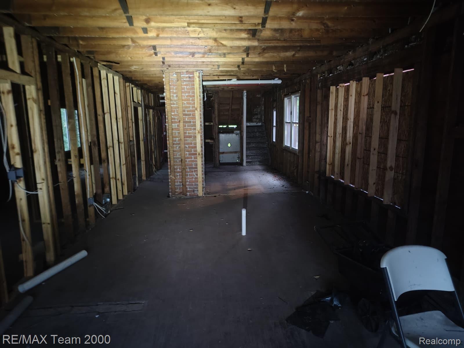 3262 Tuxedo Street Property Photo 3