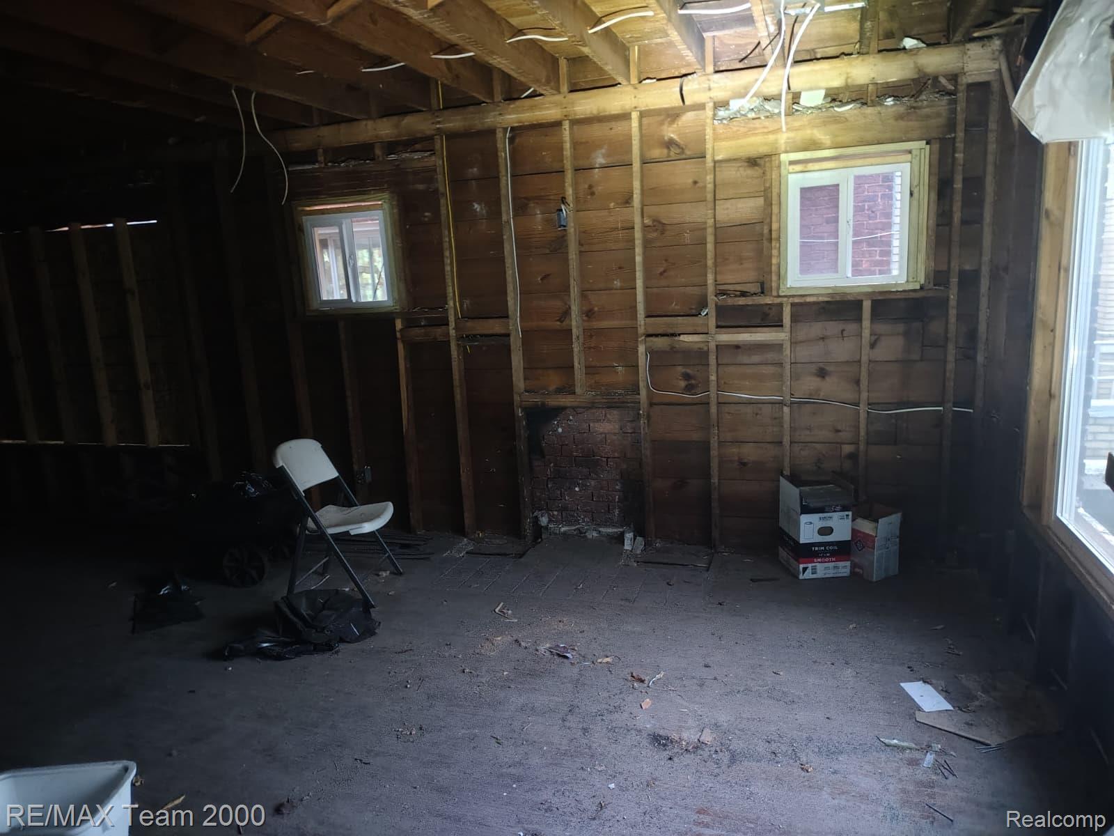 3262 Tuxedo Street Property Photo 7