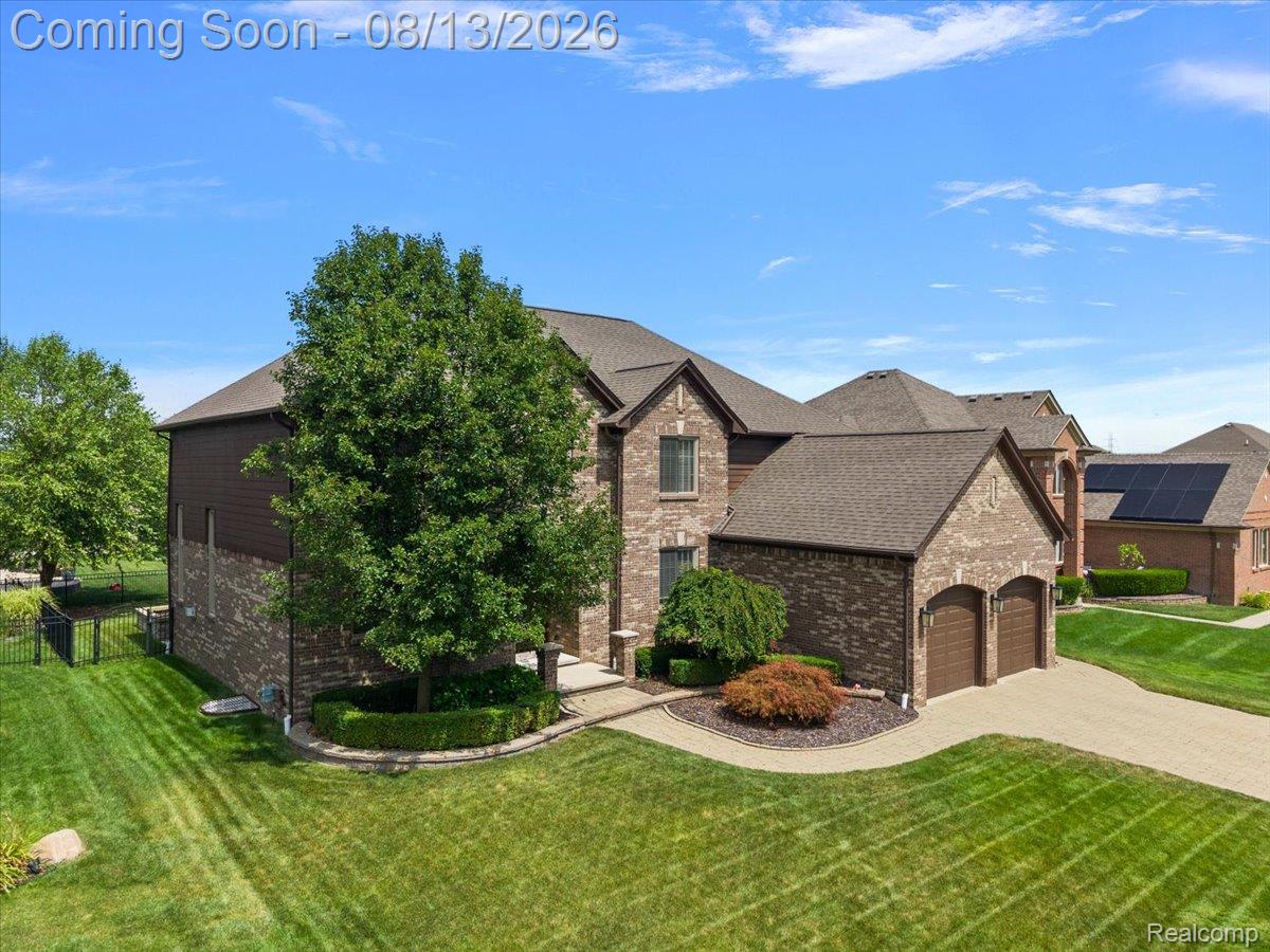 20727 Vesper Drive Property Photo 3