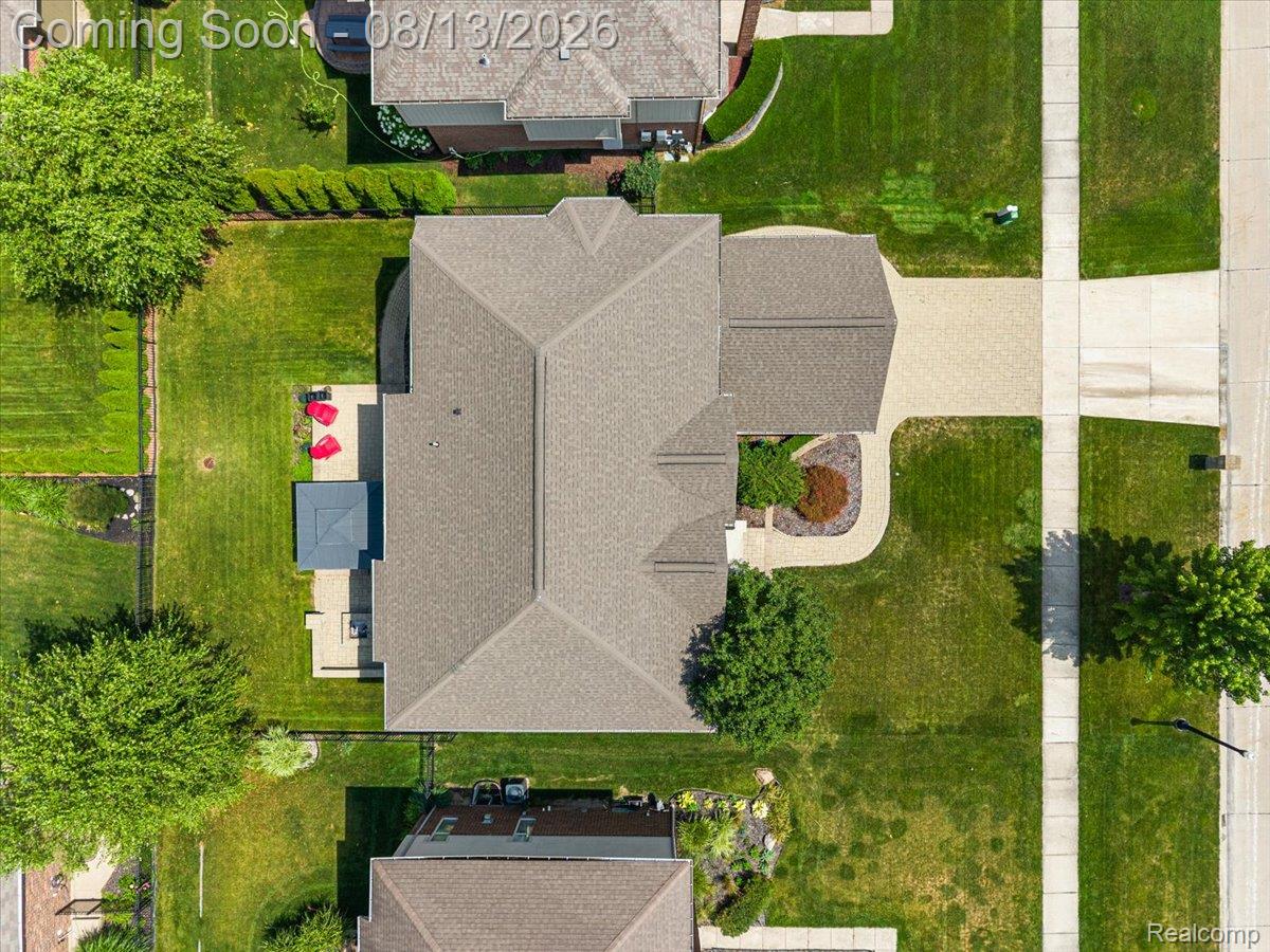 20727 Vesper Drive Property Photo 7