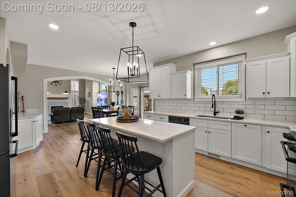20727 Vesper Drive Property Photo 15