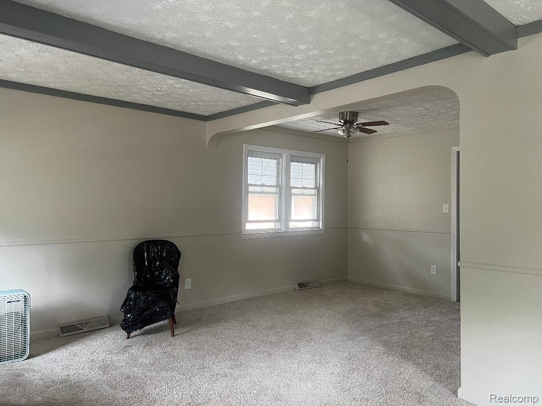 149 Roth Boulevard Property Photo 4