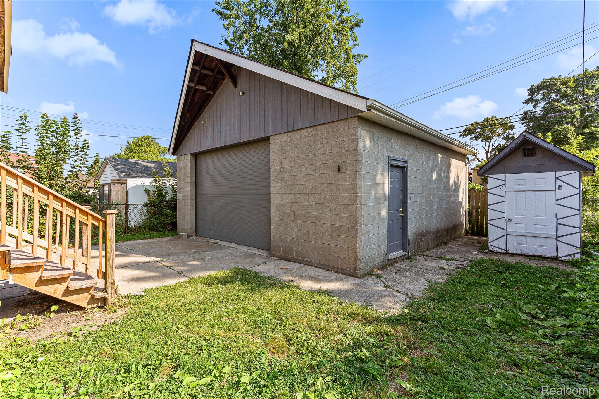 107 Elm Street Property Photo 6