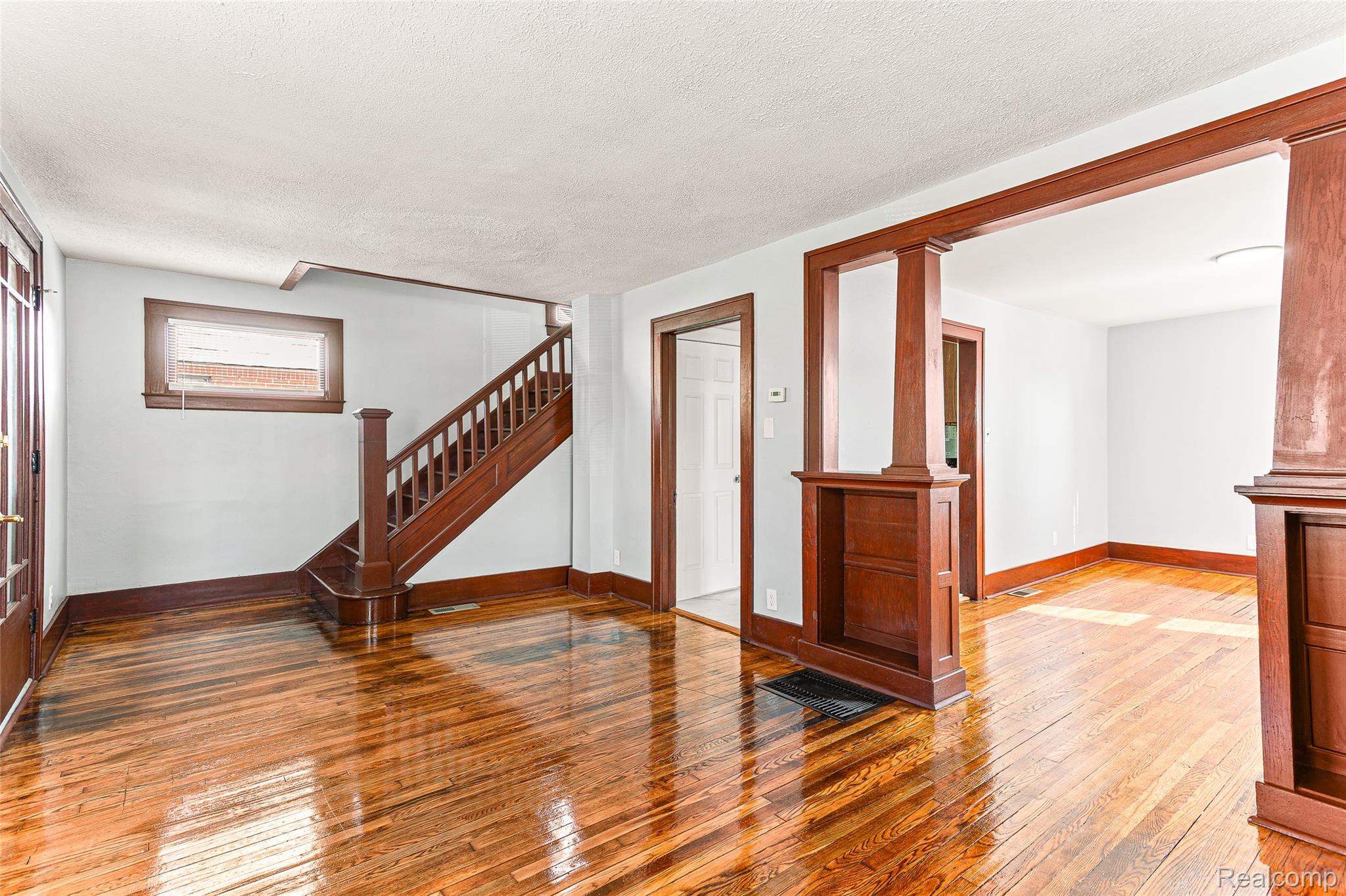 107 Elm Street Property Photo 14