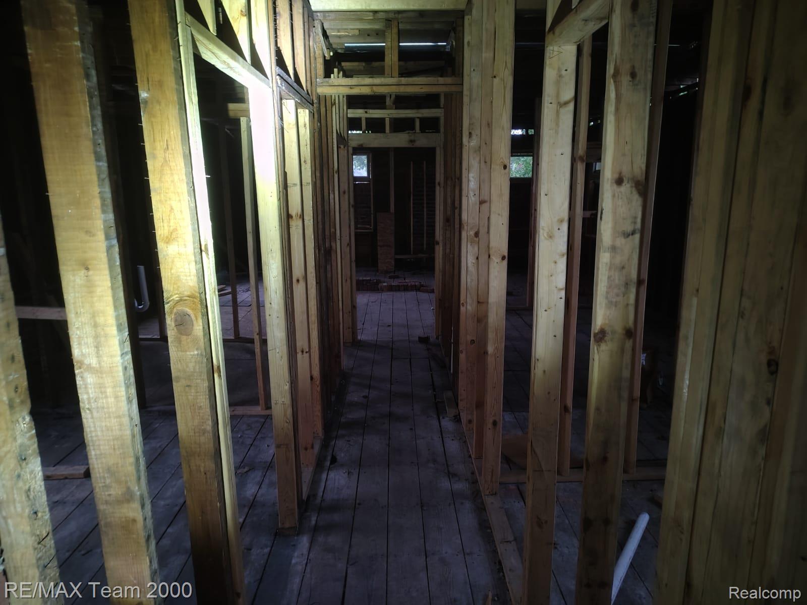 3243 Tuxedo Drive Property Photo 10