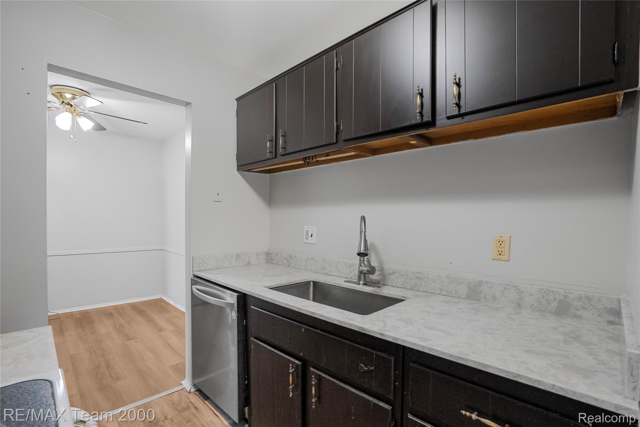 6930 Yale Apt. #5 Street Property Photo 8