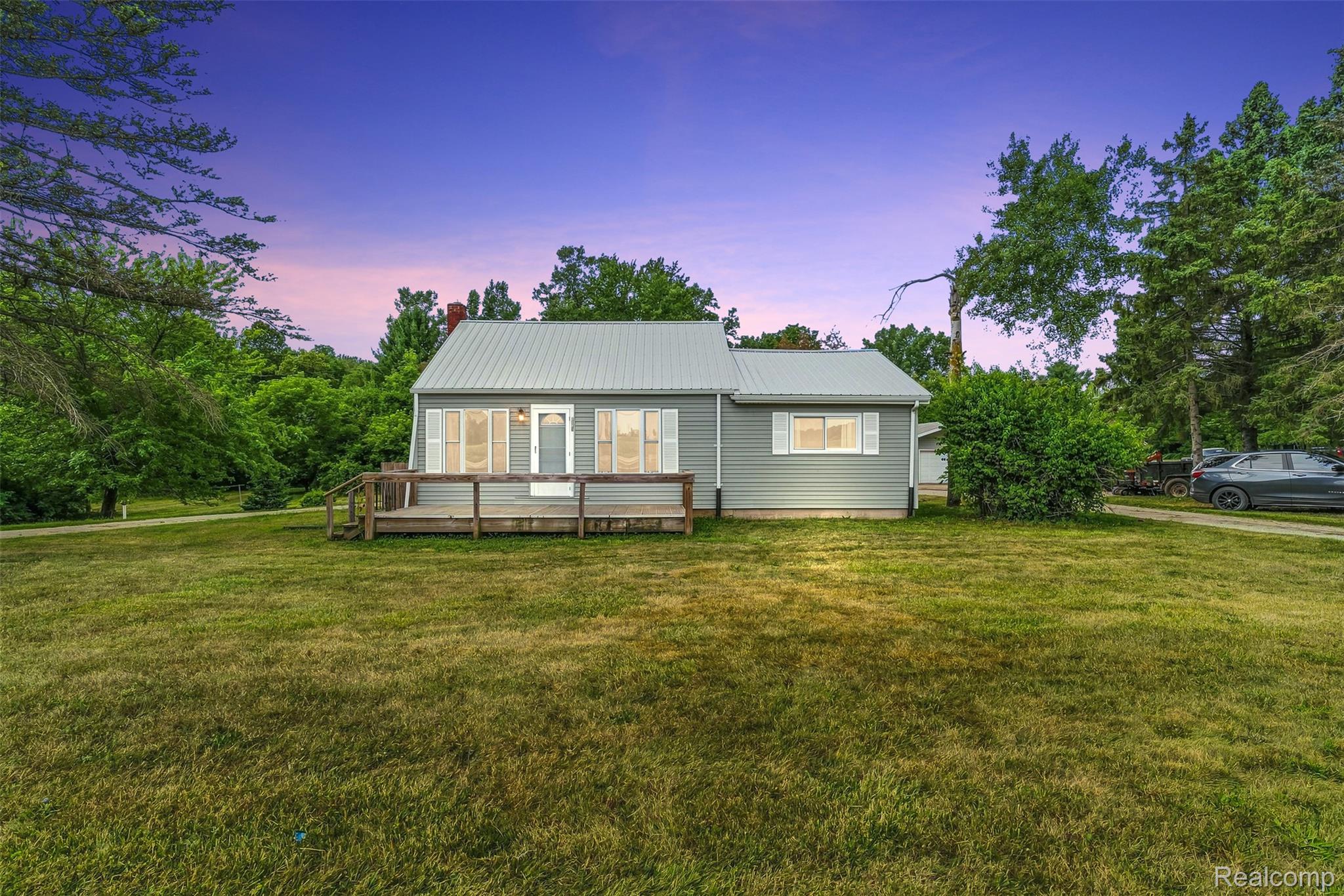 6163 N State Road Property Photo 1