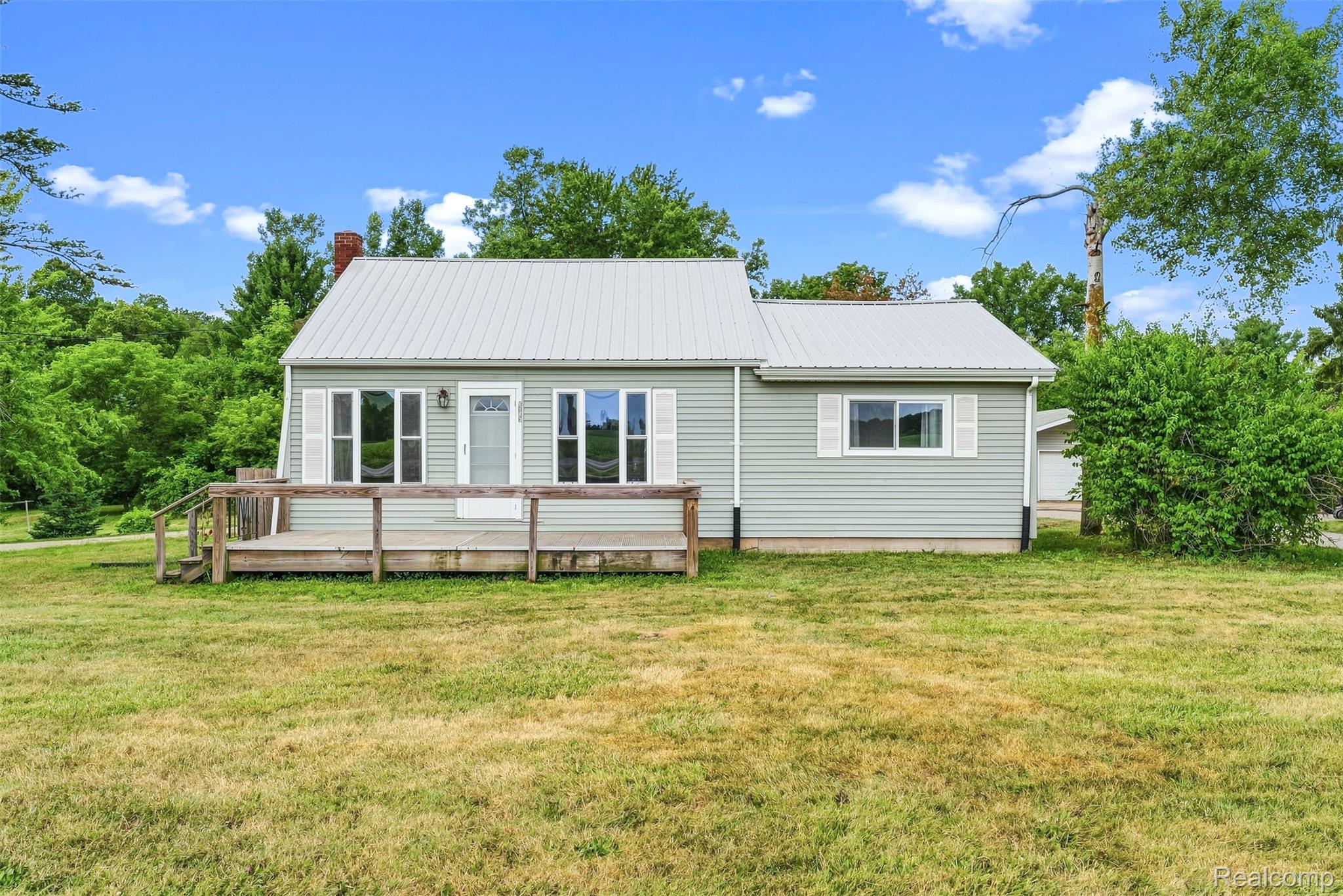 6163 N State Road Property Photo 9