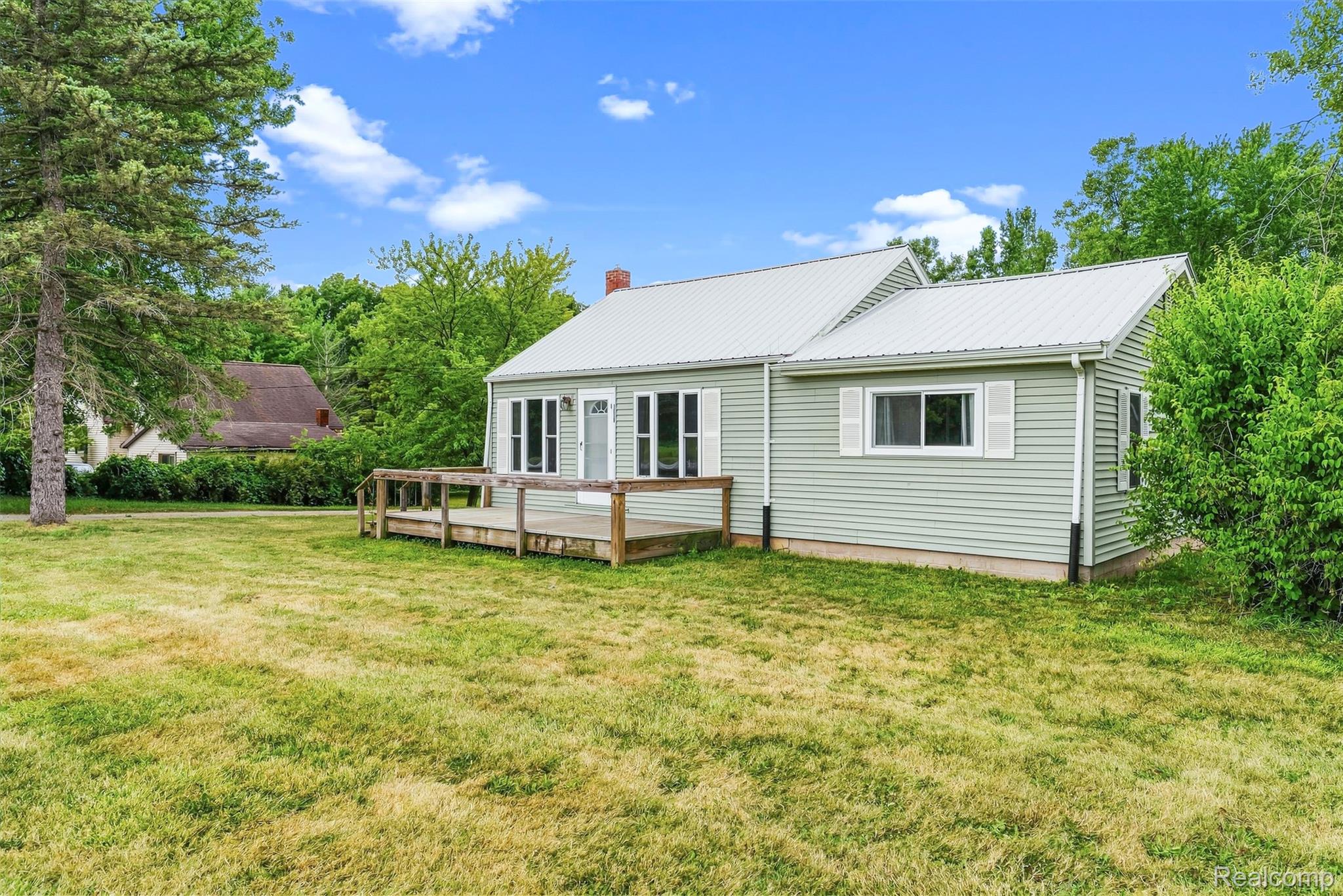 6163 N State Road Property Photo 10
