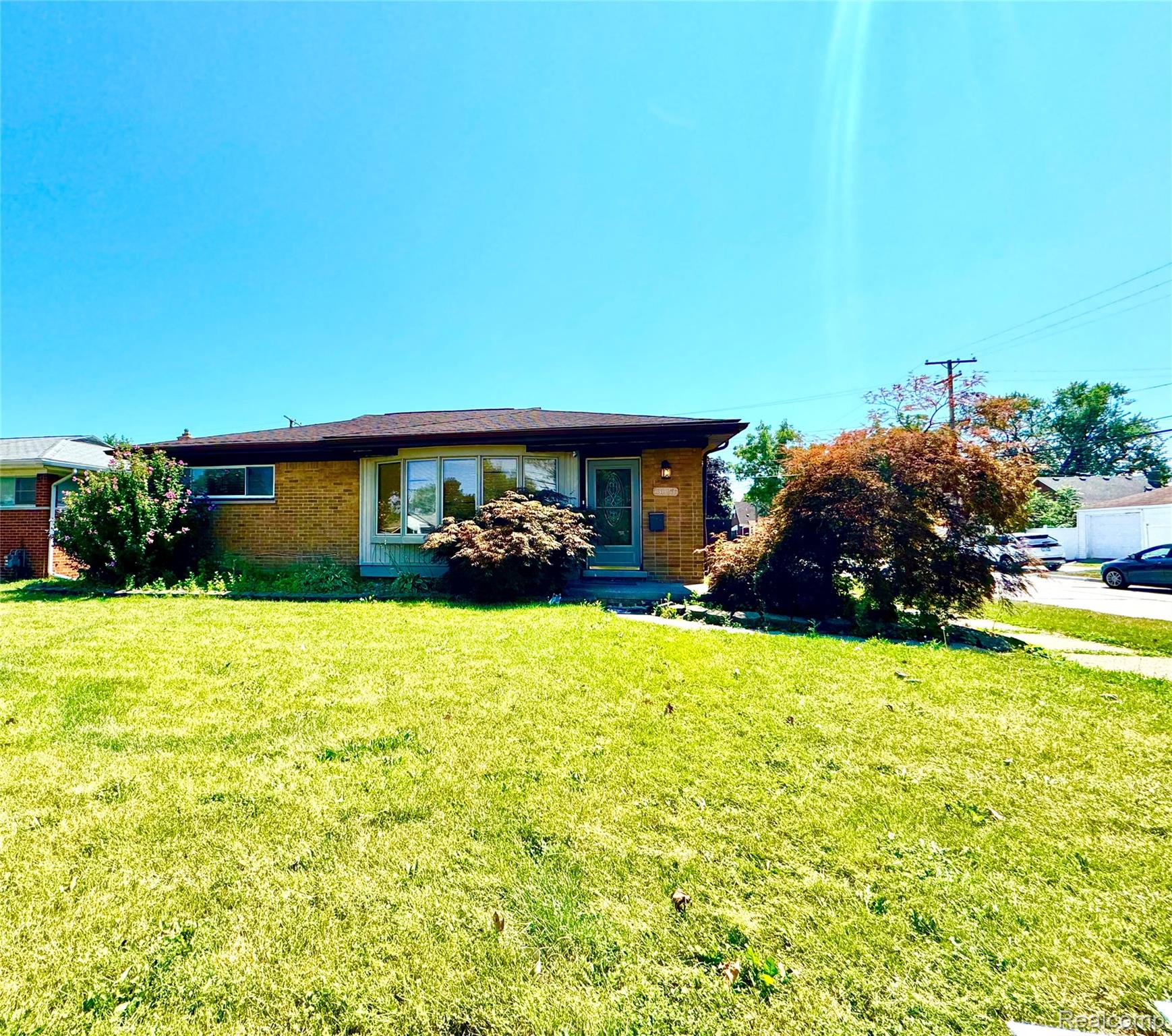 13093 Edison Street Property Photo 2