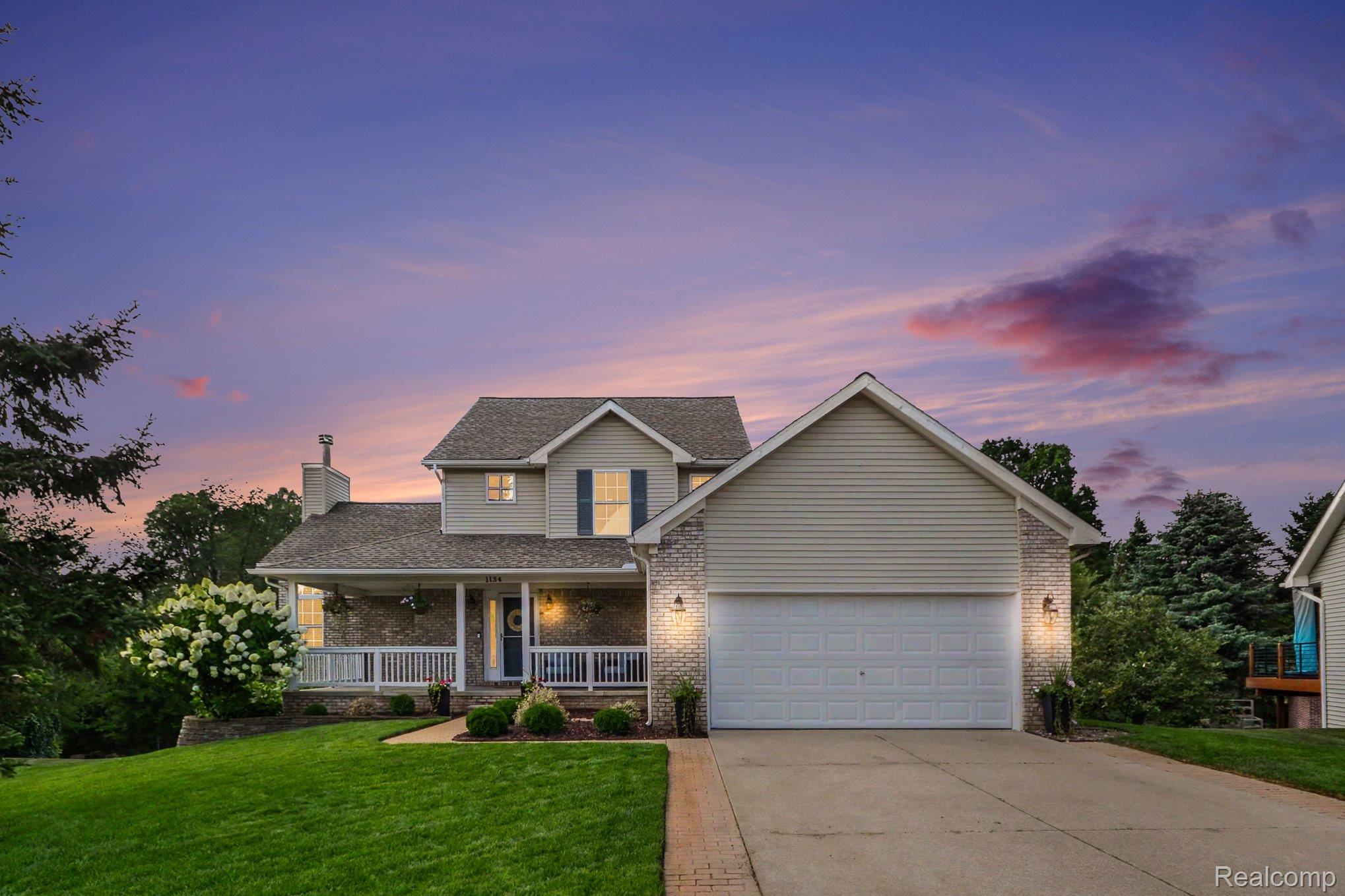 1134 Brookside Court Property Photo 1