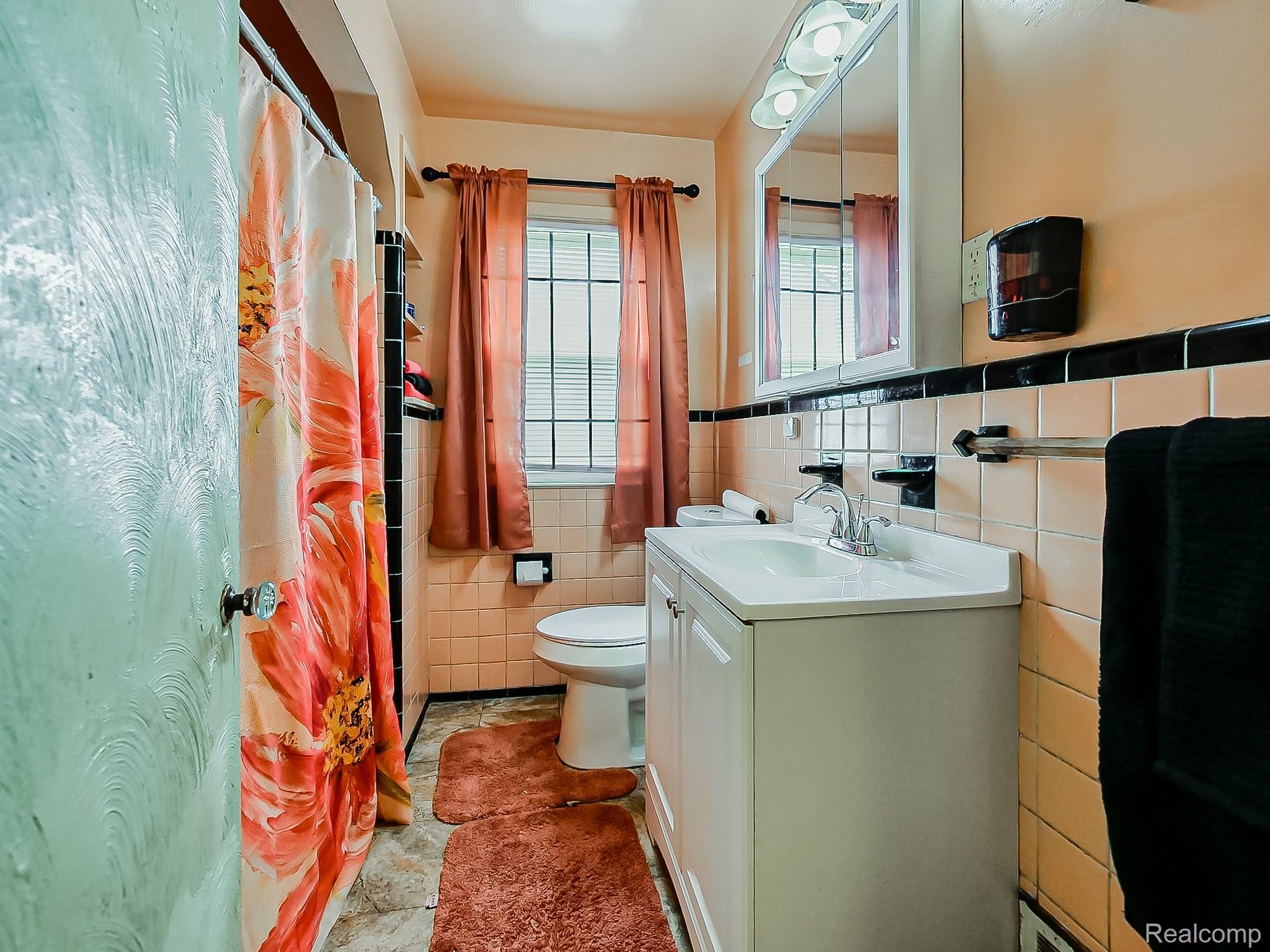 12877 Ardmore Street Property Photo 8