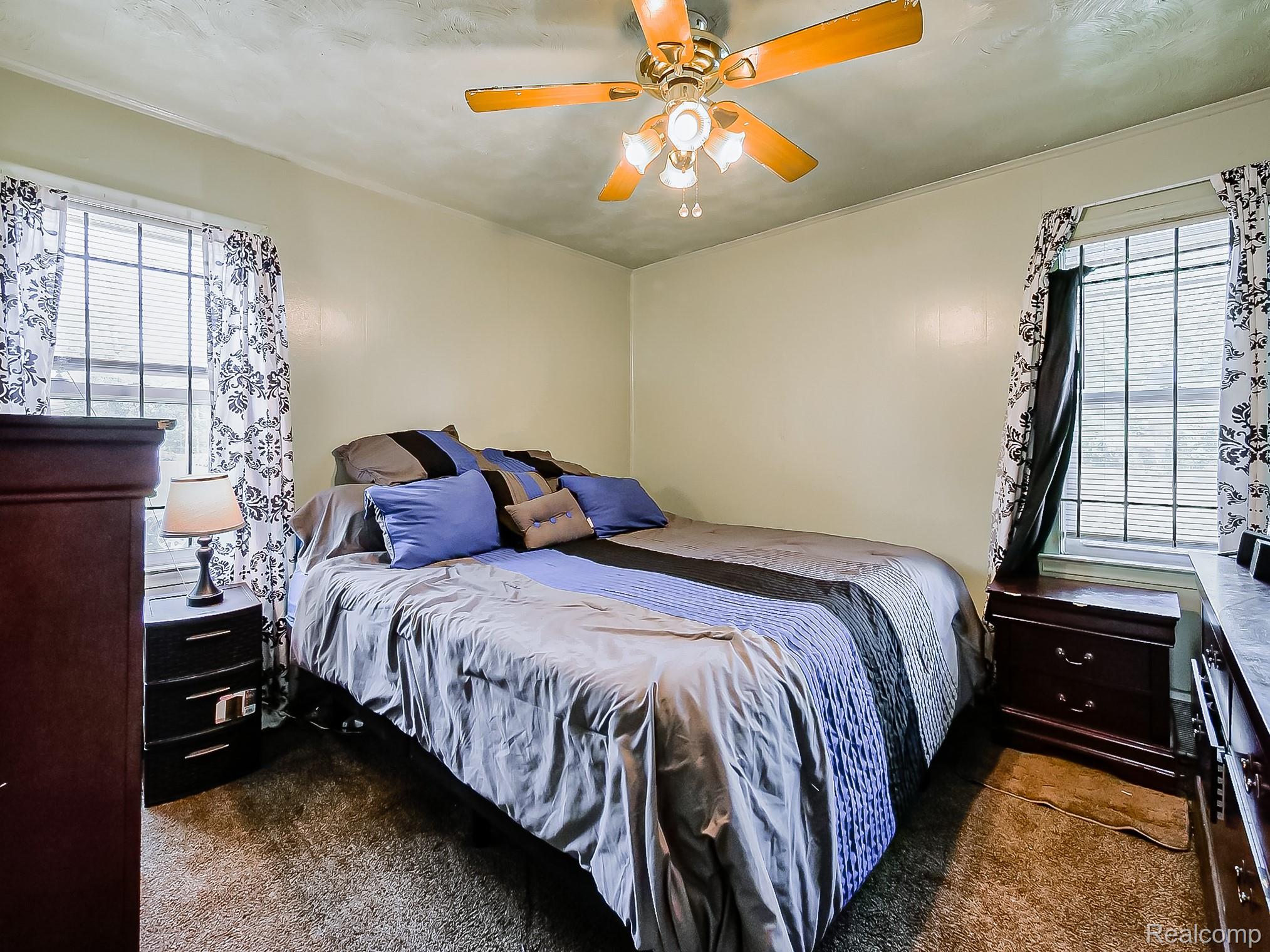 12877 Ardmore Street Property Photo 11
