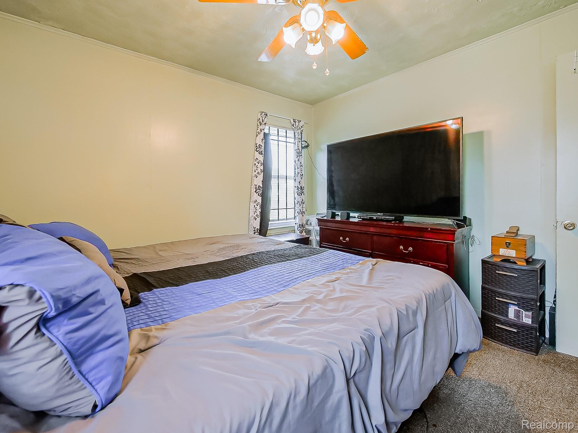 12877 Ardmore Street Property Photo 12
