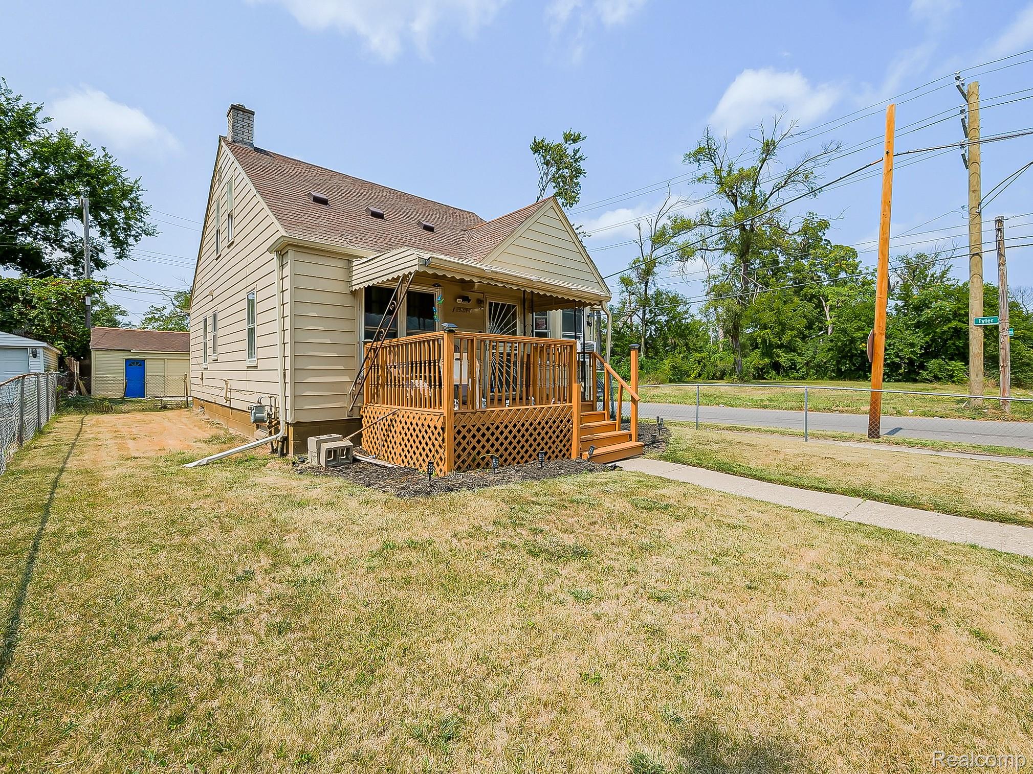 12877 Ardmore Street Property Photo 20