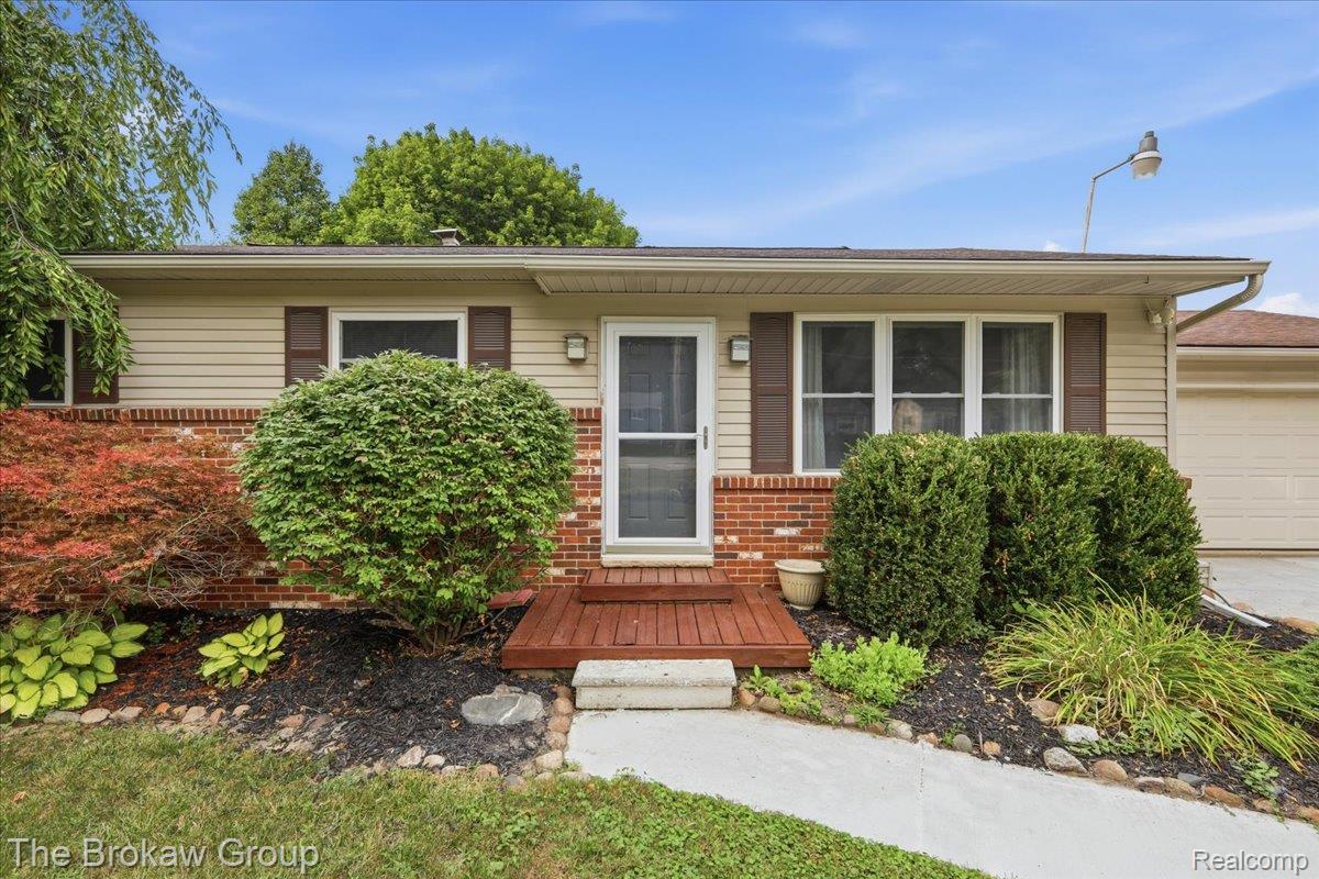 1250 Kingston Avenue Property Photo 10