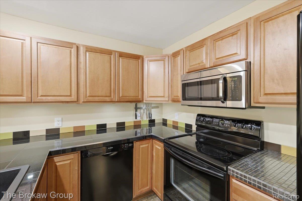 1250 Kingston Avenue Property Photo 17