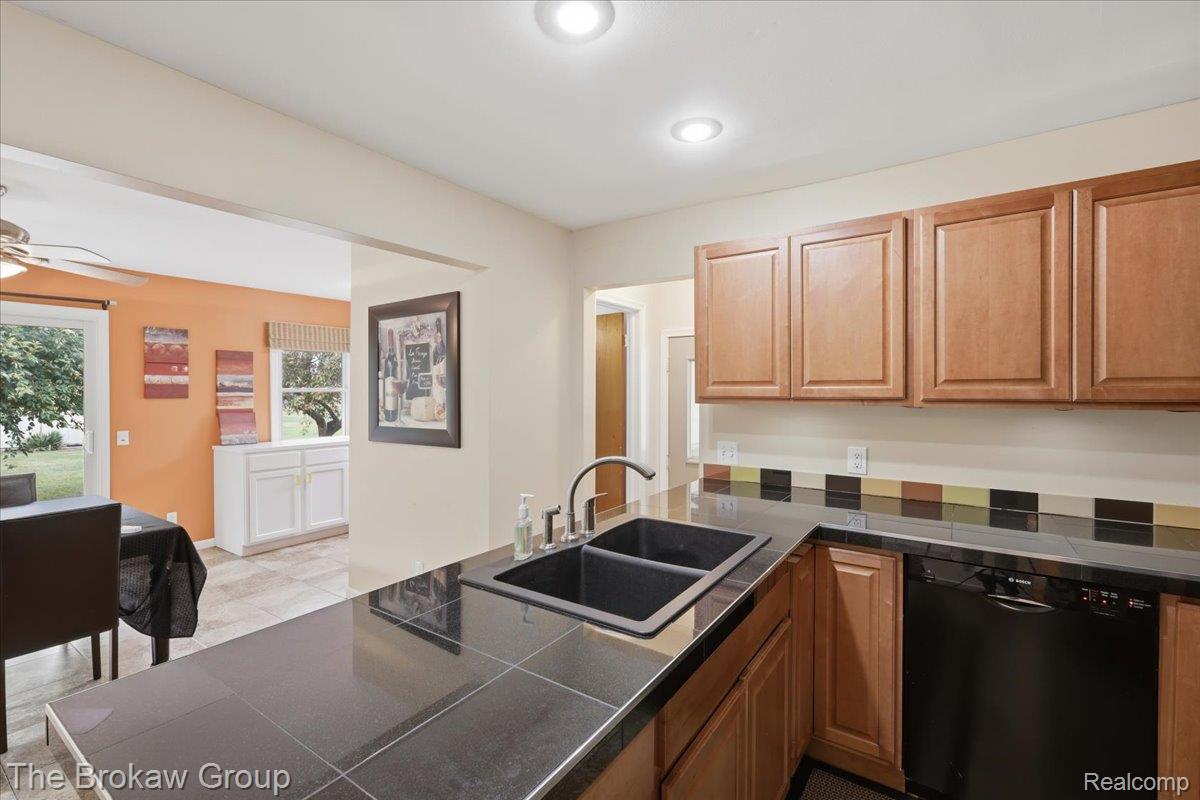 1250 Kingston Avenue Property Photo 18