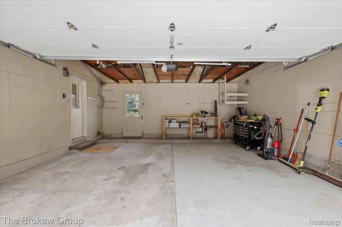 1250 Kingston Avenue Property Photo 38