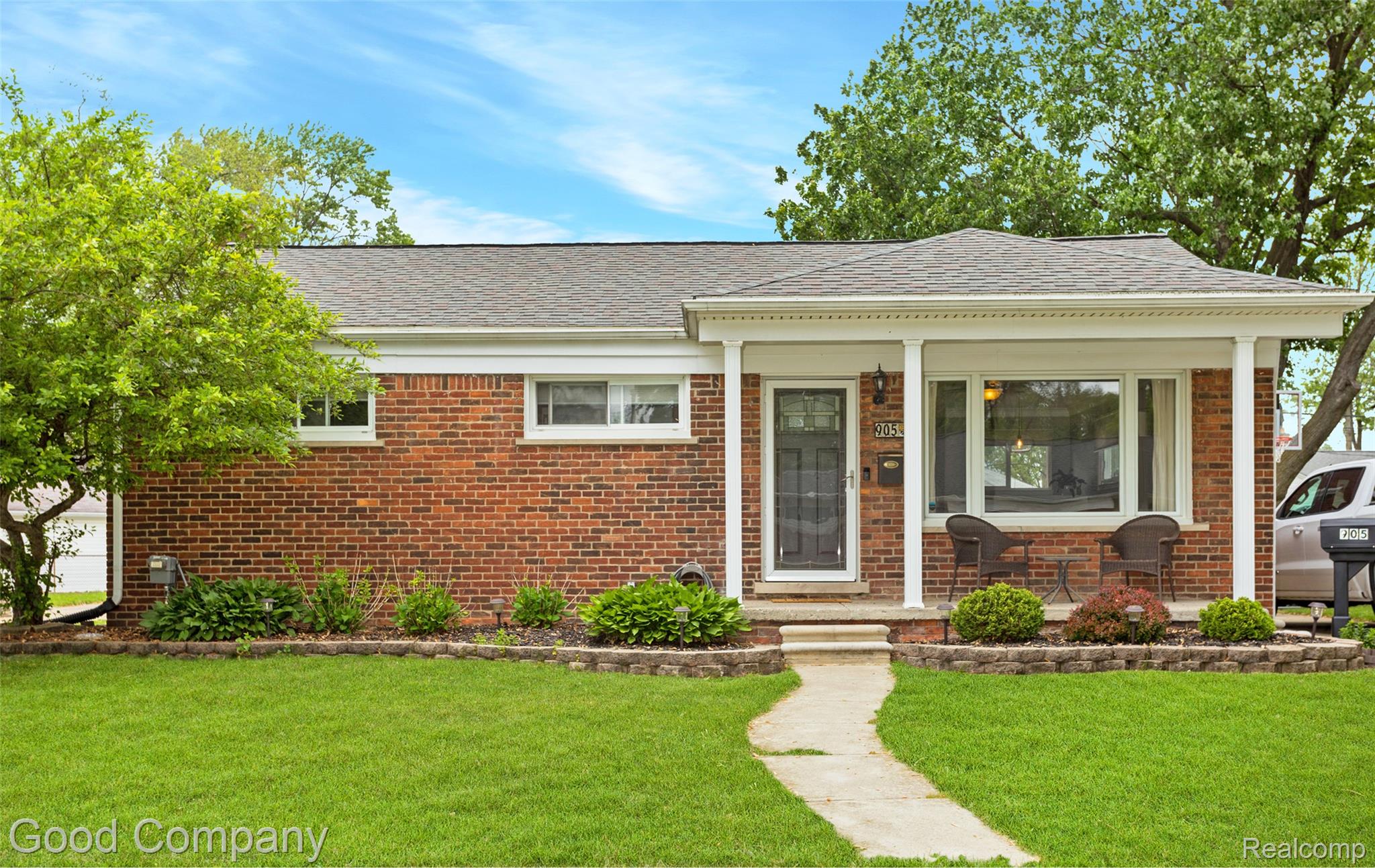905 Parliament Avenue Property Photo 1