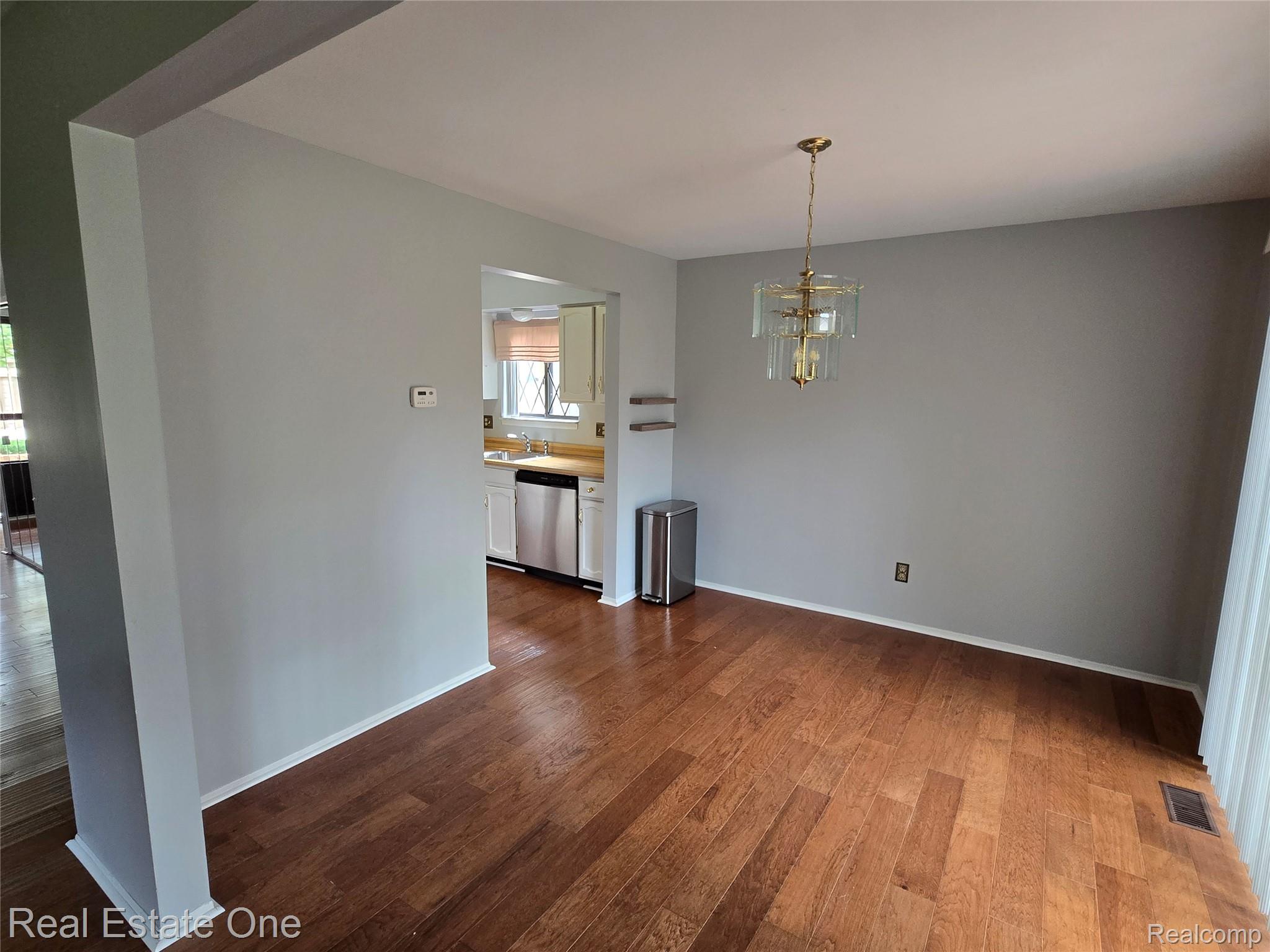 1918 Allenway Court 110 Property Photo 15