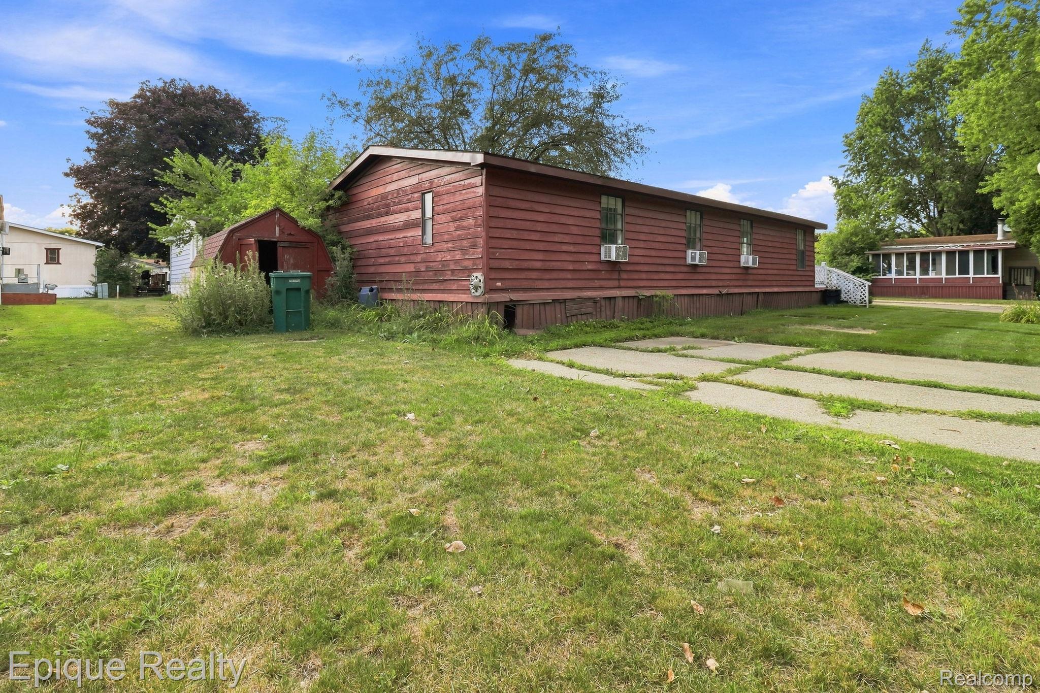 5972 Vernon Street Property Photo 4