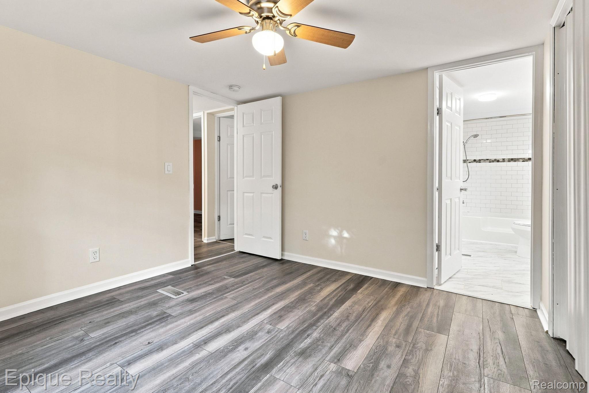 5972 Vernon Street Property Photo 21