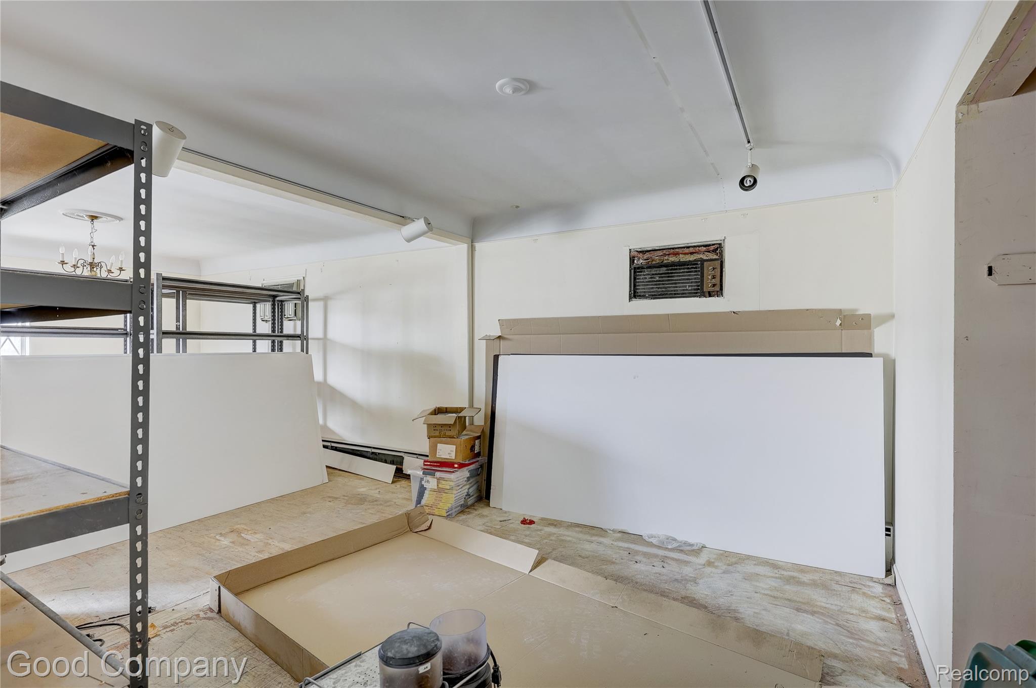 23919 John R Road Property Photo 8