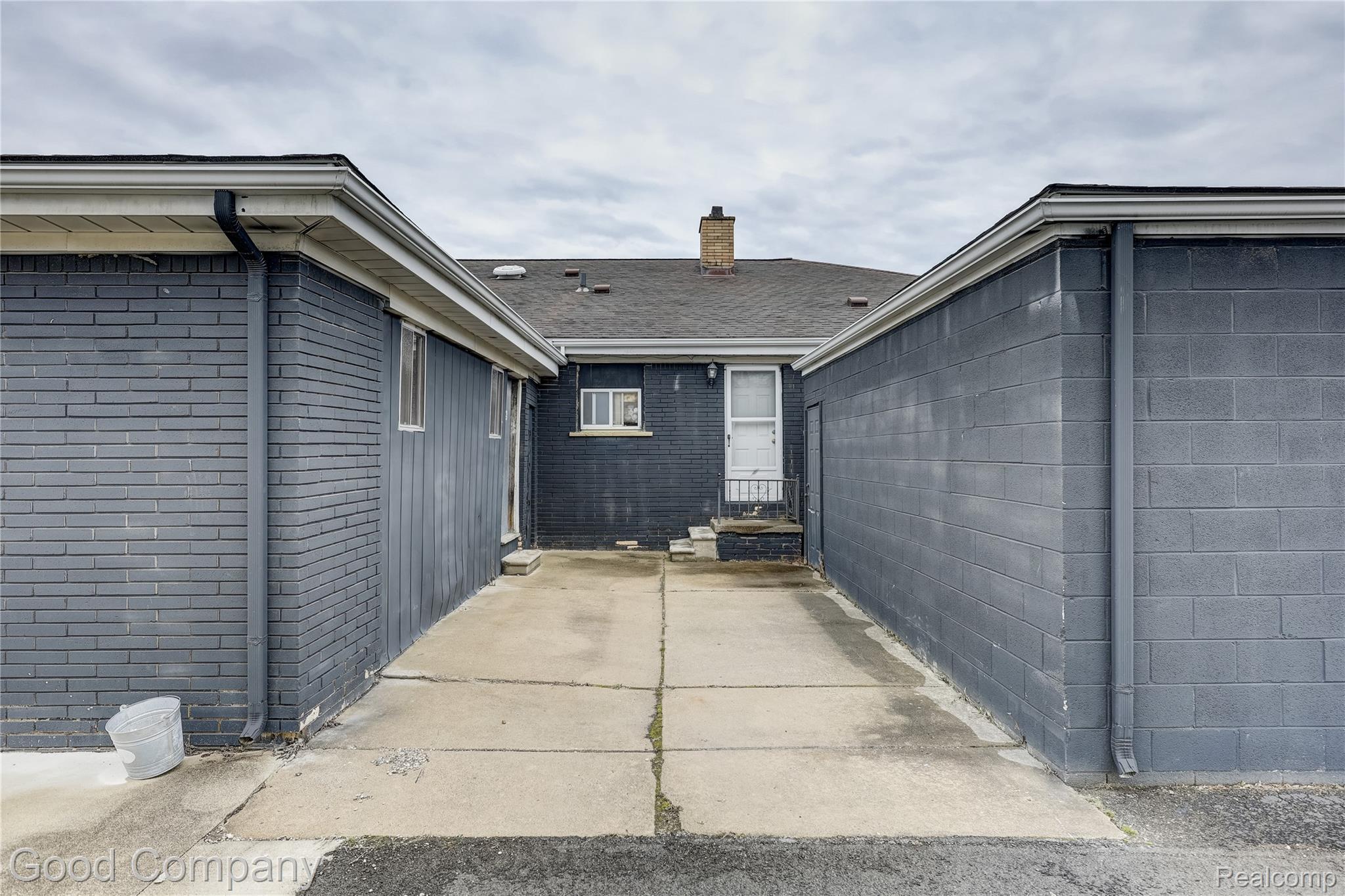 23919 John R Road Property Photo 35