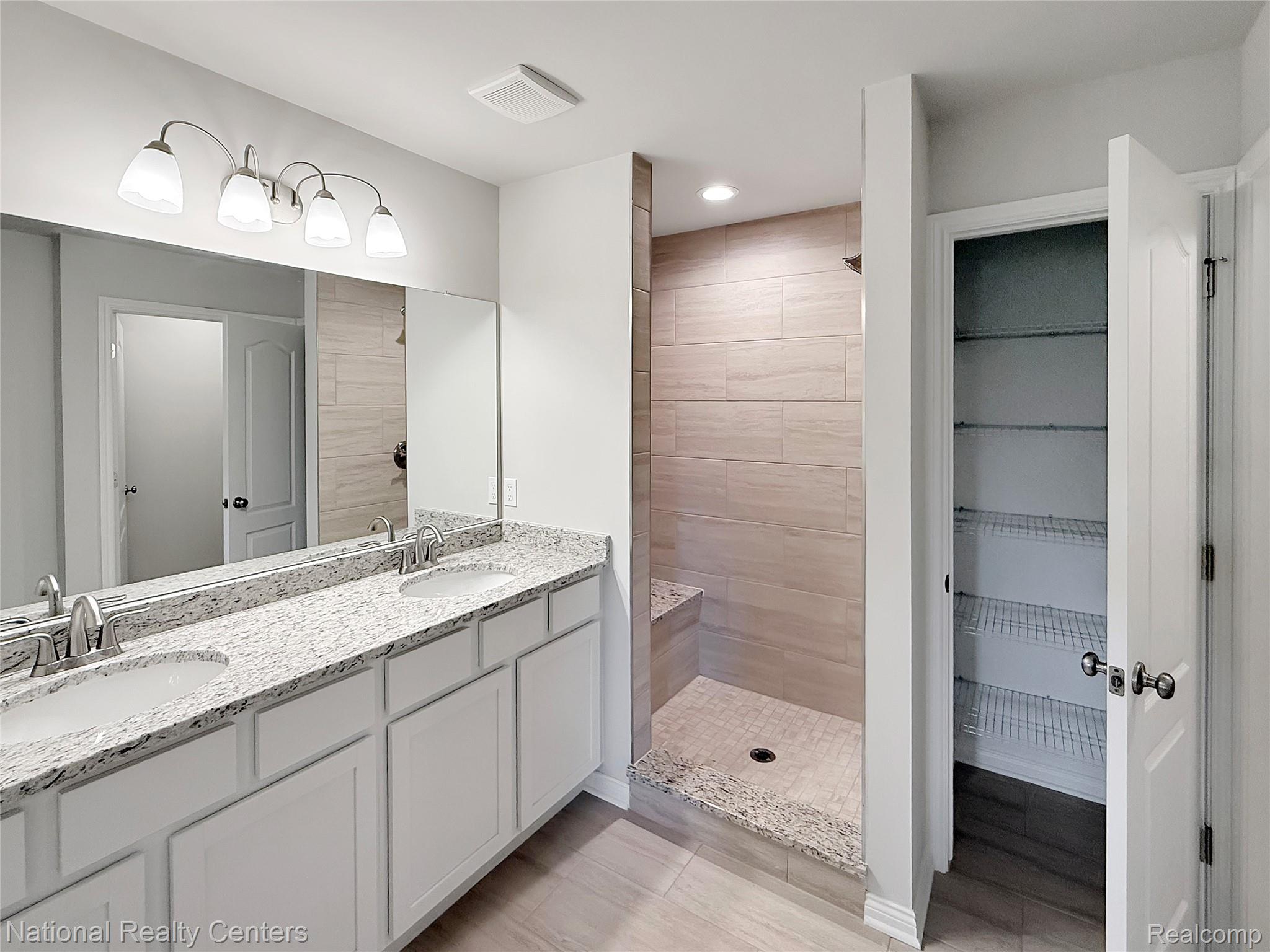 388 Devonshire Drive 28 Property Photo 20
