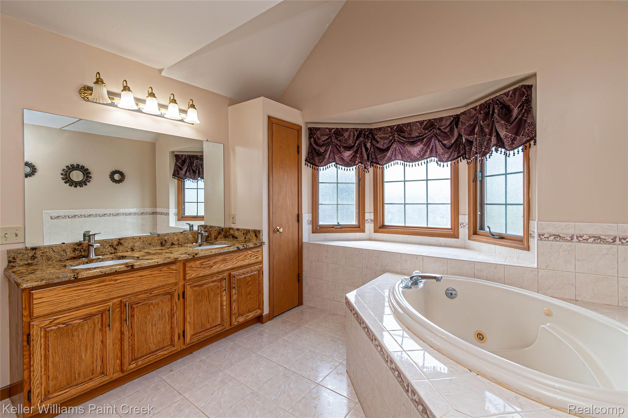 5555 Chatham Lane Property Photo 45