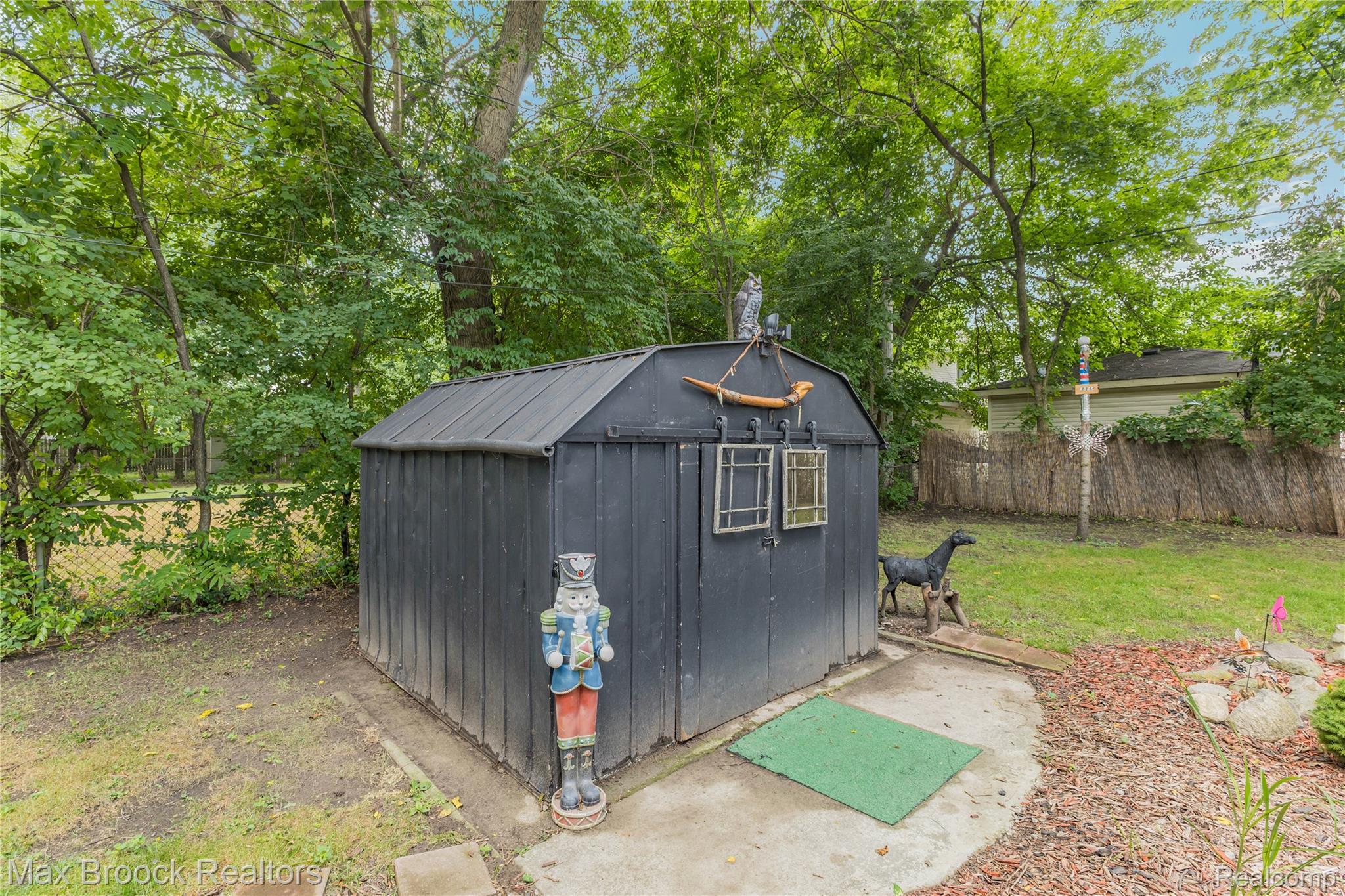 21485 Indian Street Property Photo 39